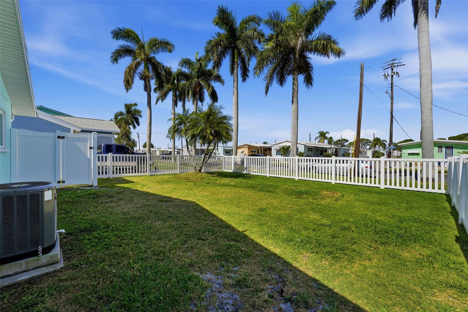 TWIN ISLES ESTATES - Residential Income