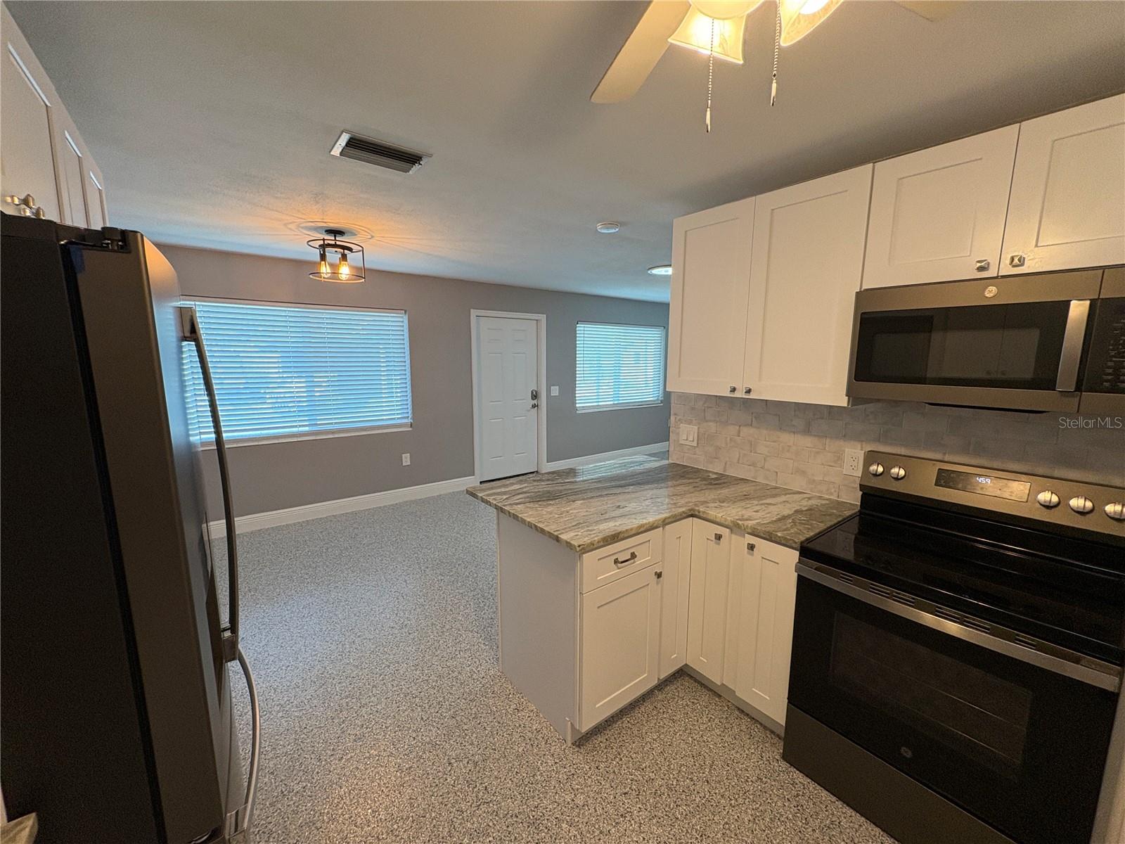 TWIN ISLES ESTATES - Residential Income