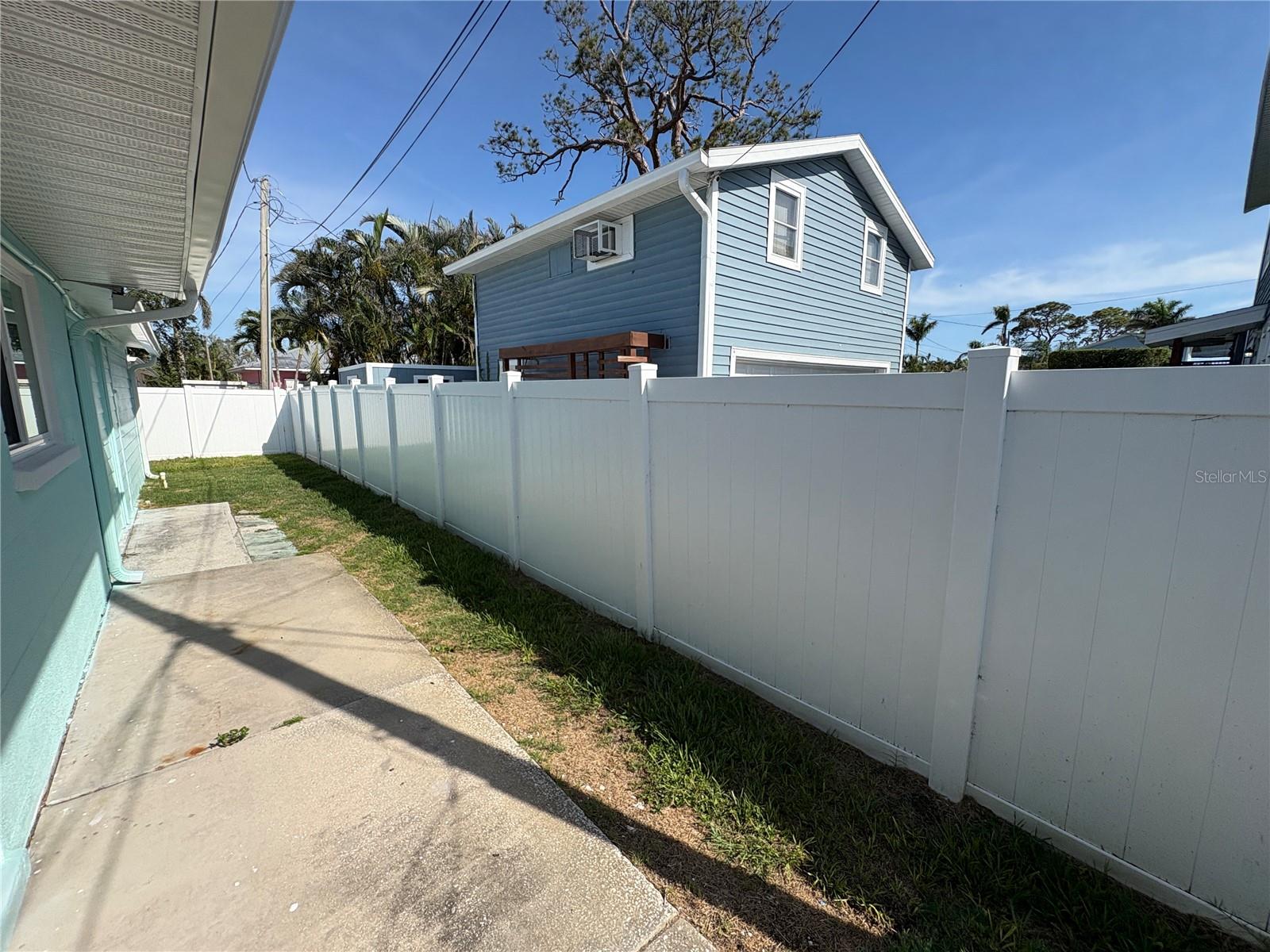 TWIN ISLES ESTATES - Residential Income