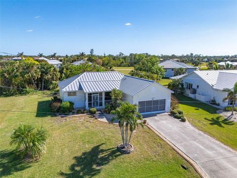 A home in PUNTA GORDA