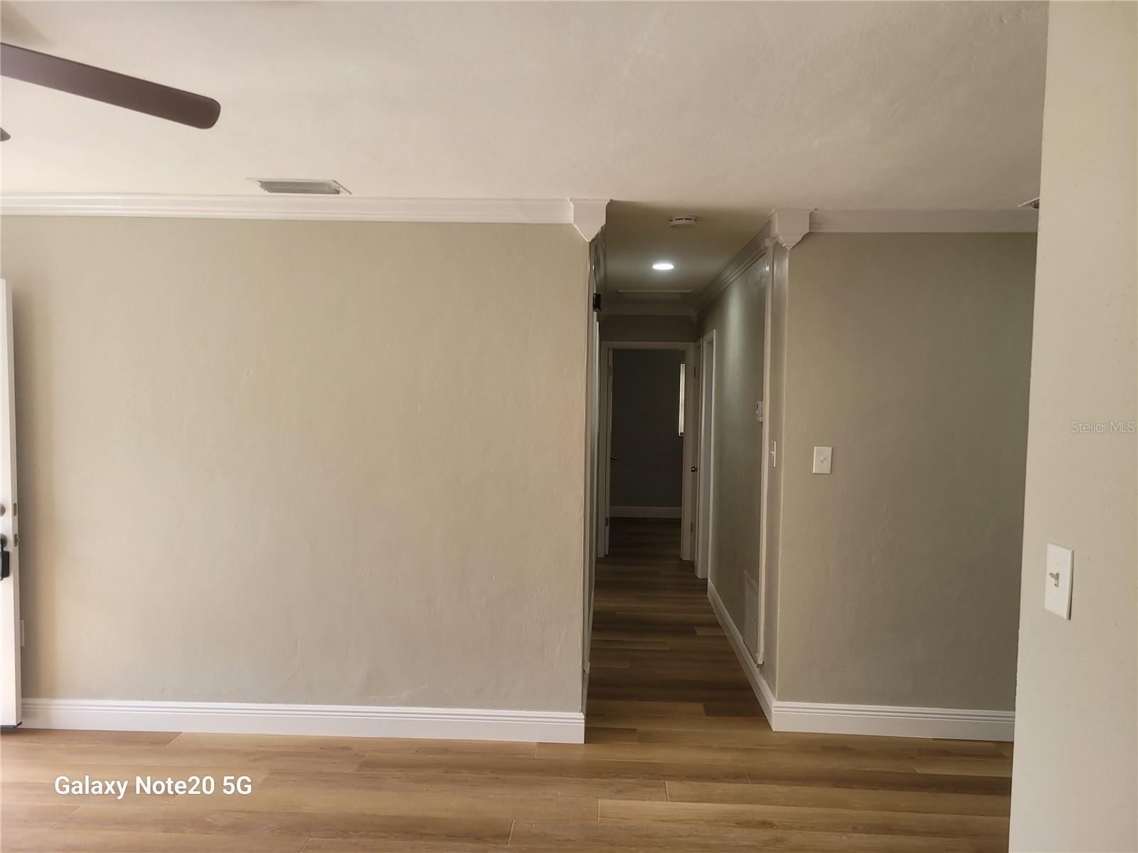 SOUTH LAKE VILLAGE SEC 01 - Residential Lease