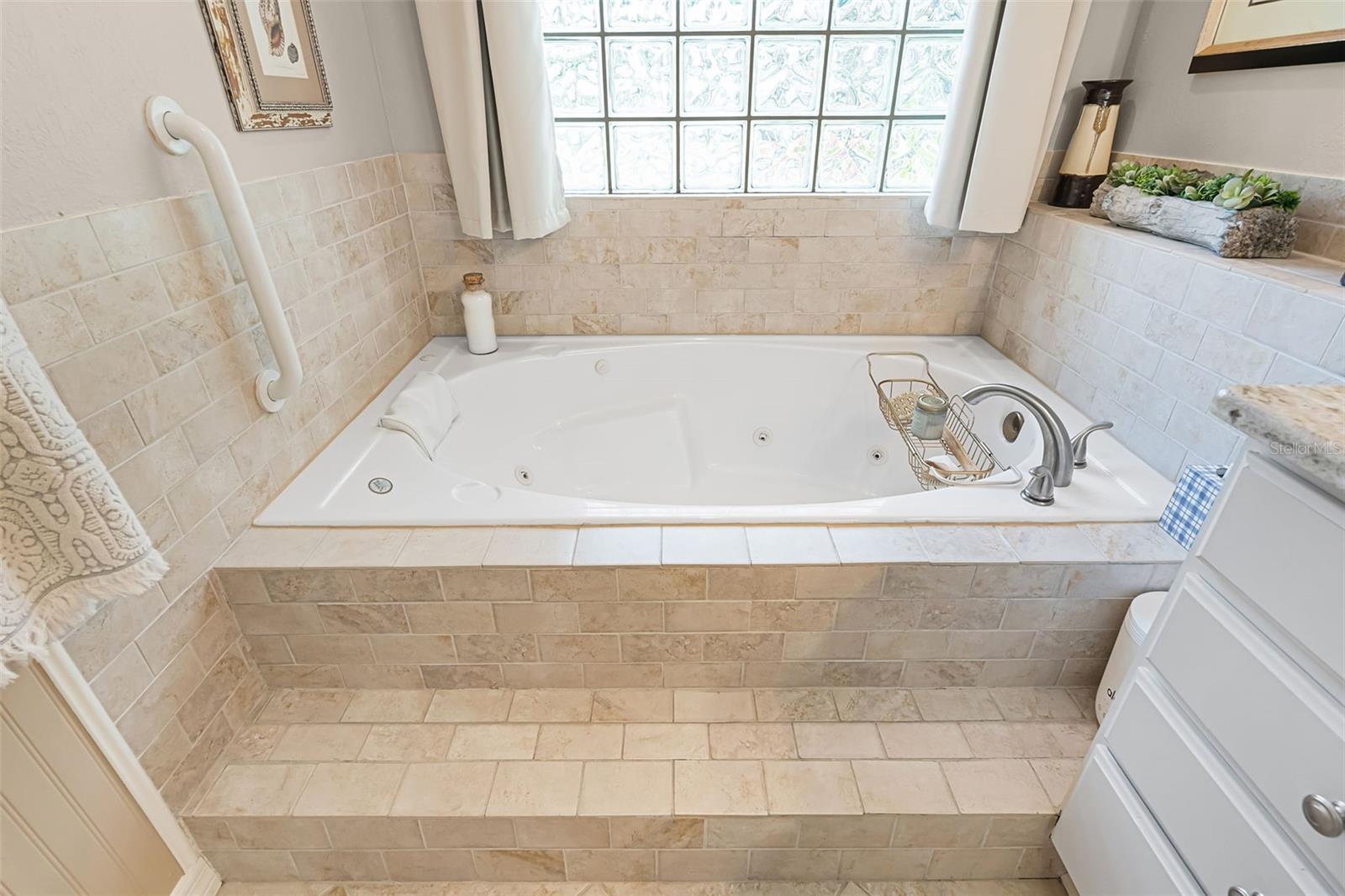 HEATHROW - Residential