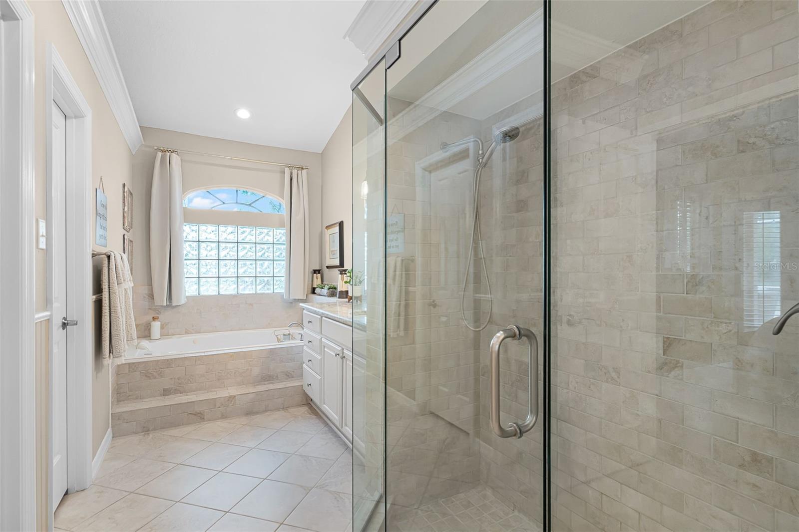 HEATHROW - Residential