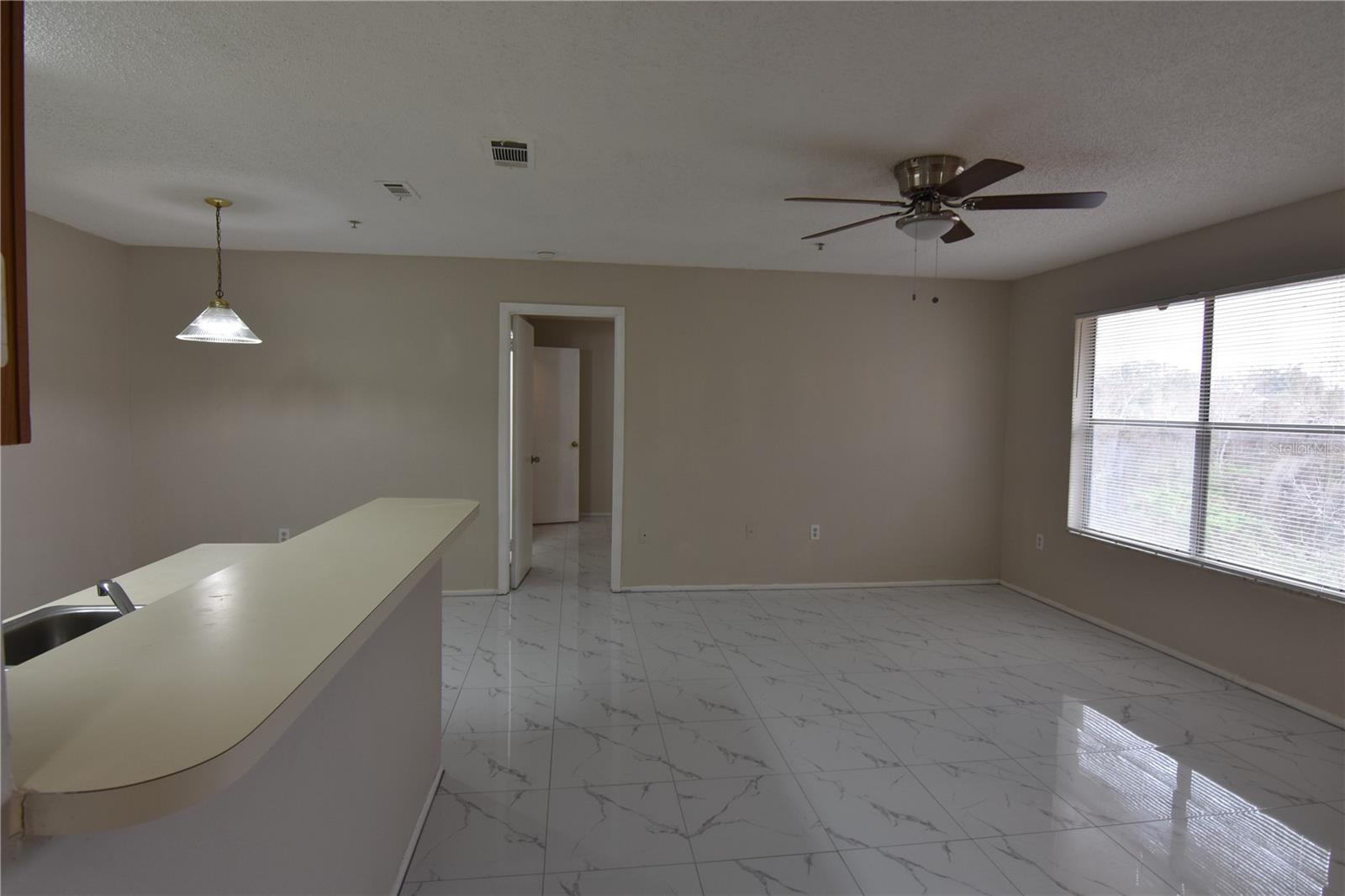 LANDING A CONDO - Residential Lease