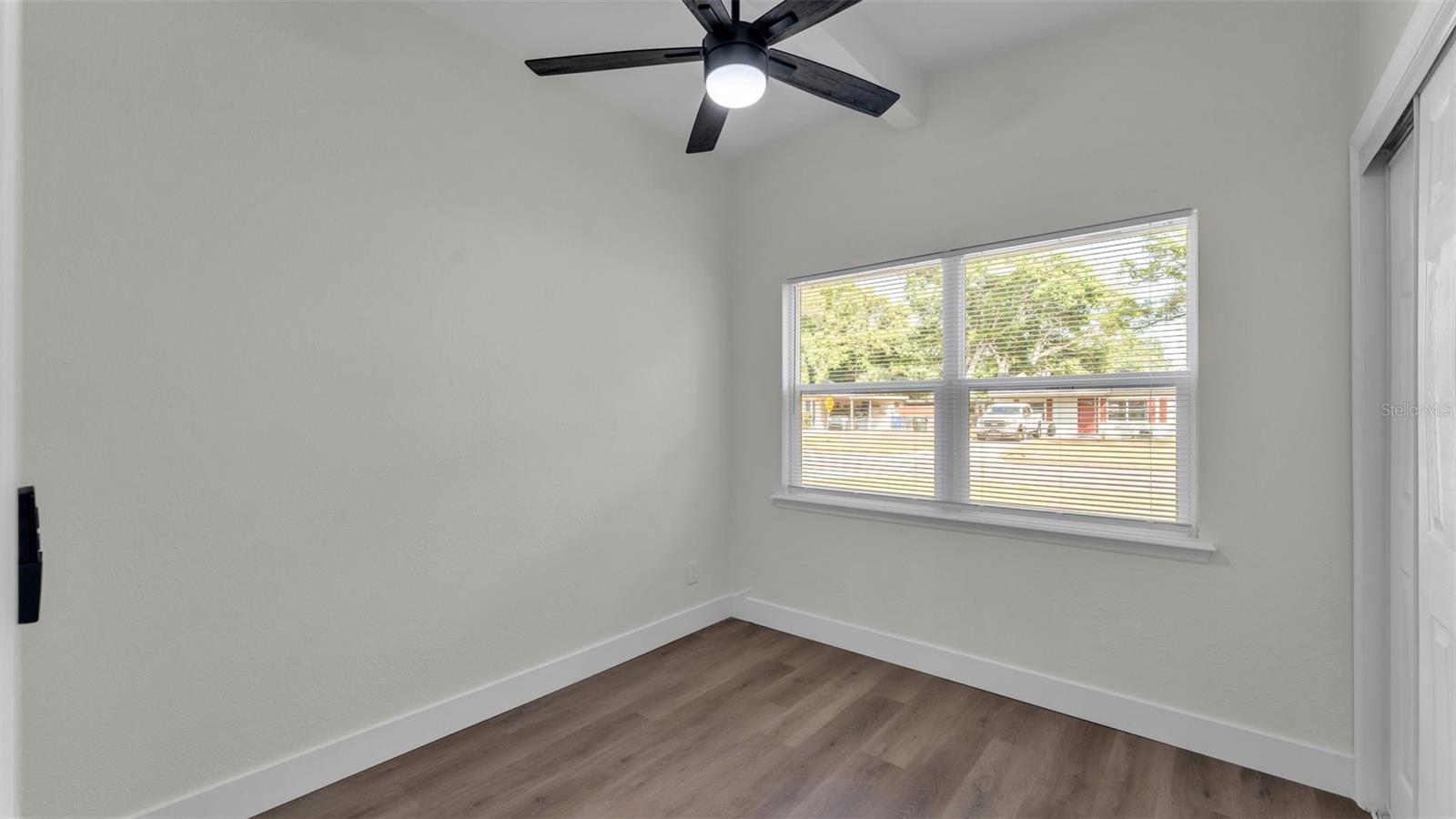 EDGEWOOD PARK - Residential