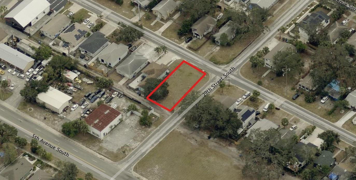 EAST ROSELAWN - Land