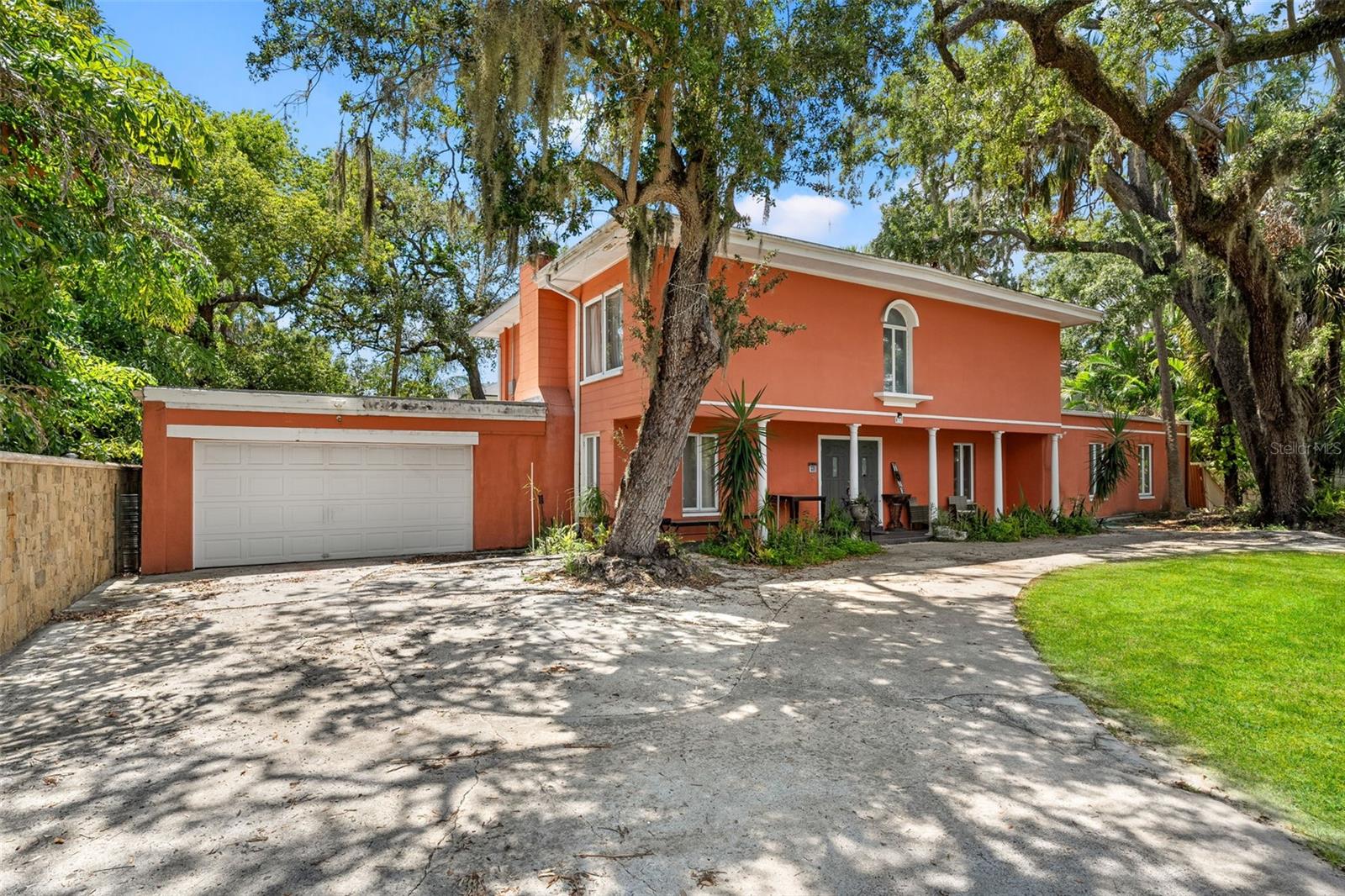 817 S WEST SHORE BOULEVARD