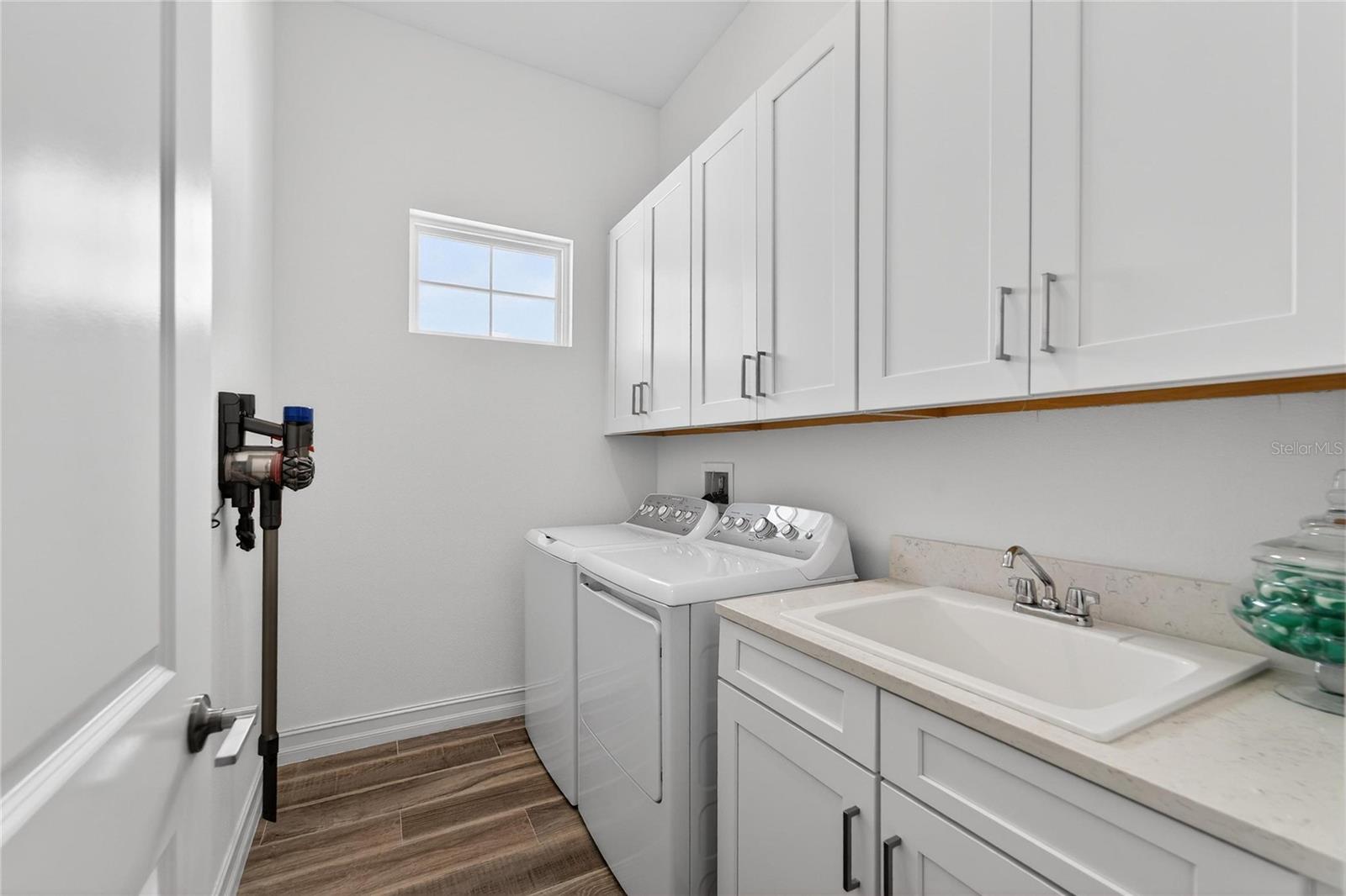 ANTIGUA COVE PH 3B - Residential