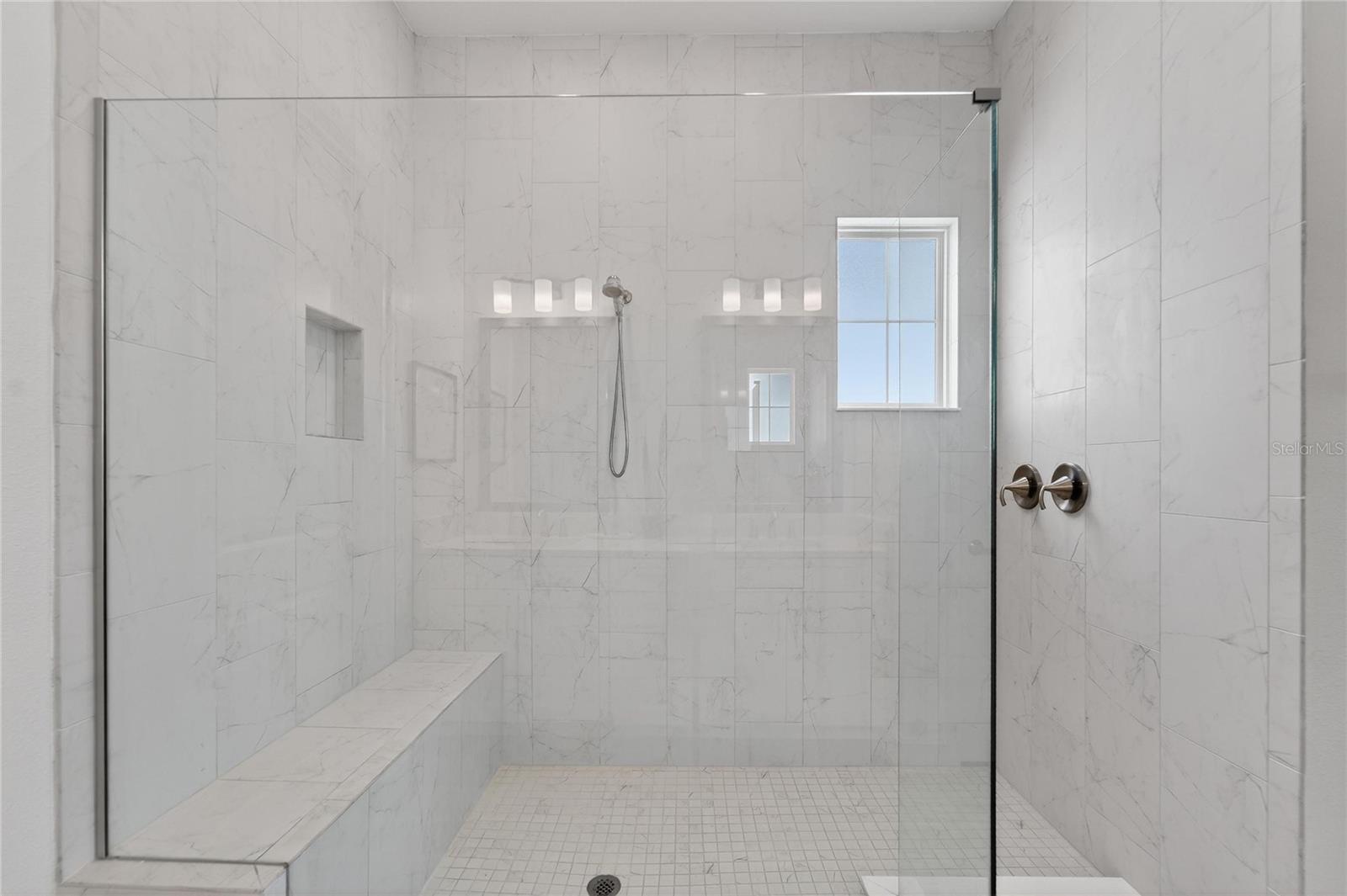 ANTIGUA COVE PH 3B - Residential