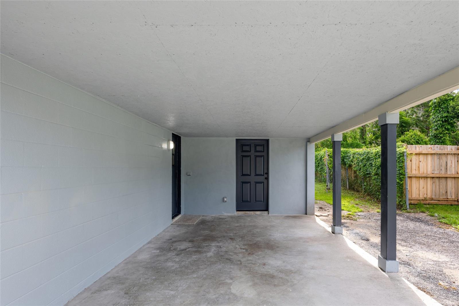 402 MIDWOOD DRIVE