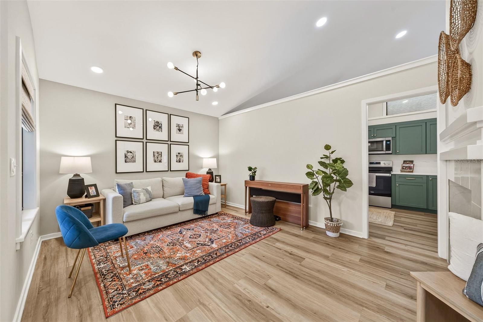 2644 BENT HICKORY CIRCLE