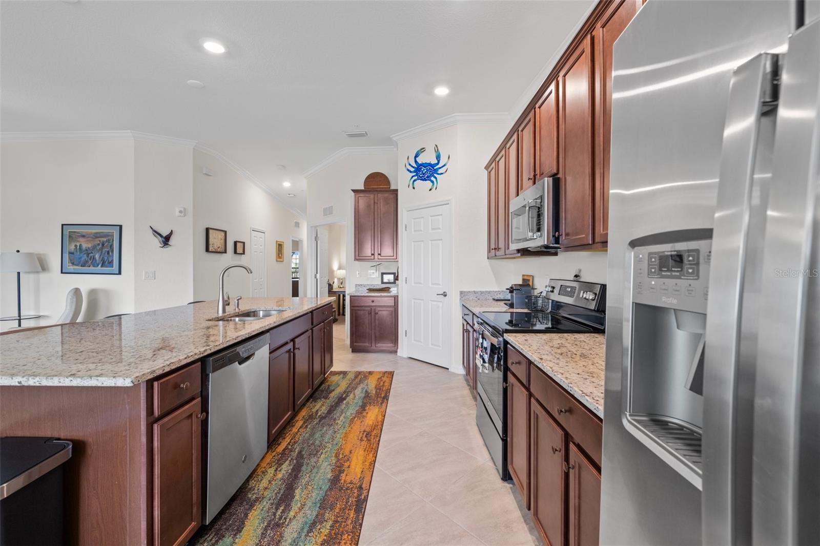 LAKEWOOD NATIONAL - Residential Lease