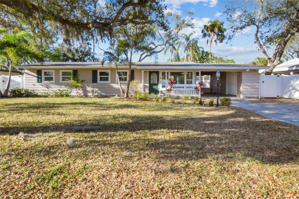 Photo of 3141 Irving Street, Sarasota, FL 34237 (MLS # A4686118)