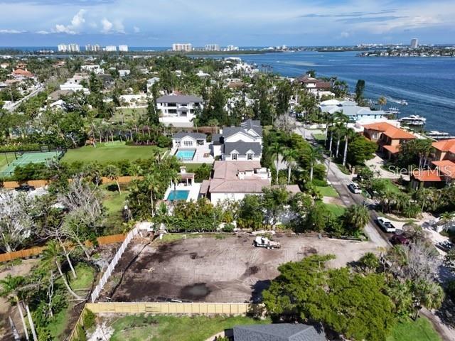 BAY ISLAND - Residential