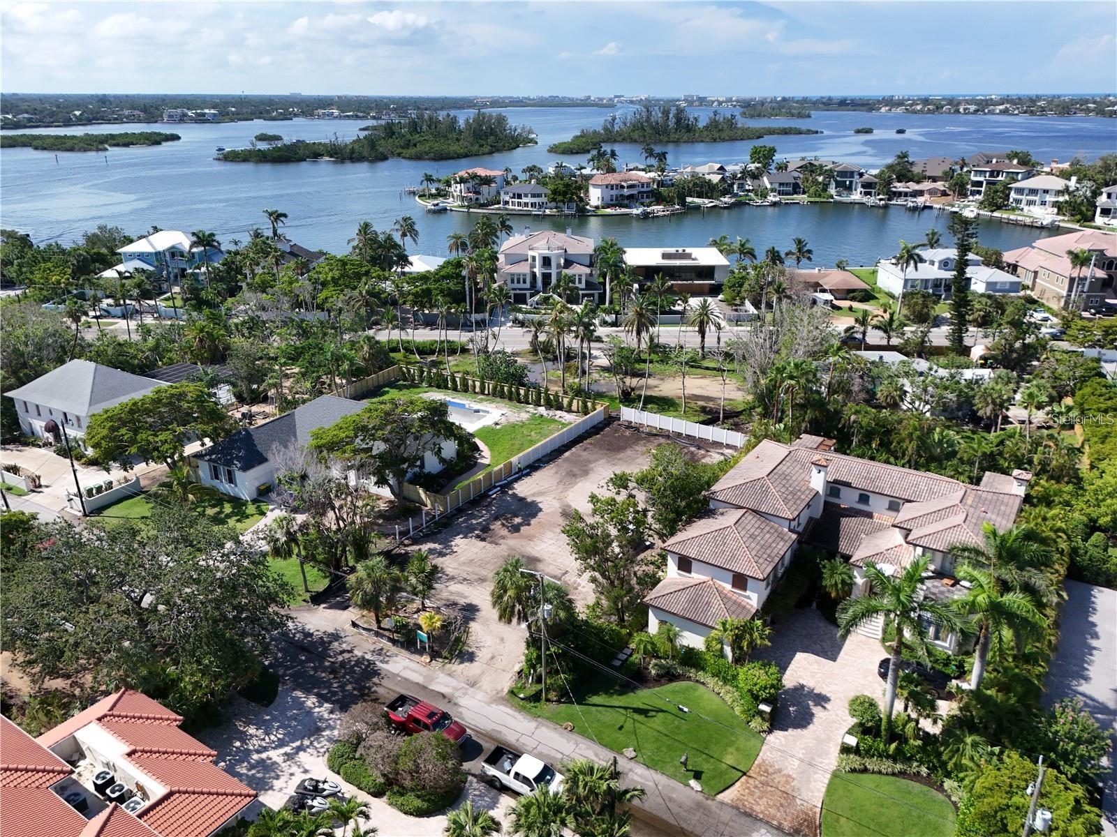 BAY ISLAND - Residential