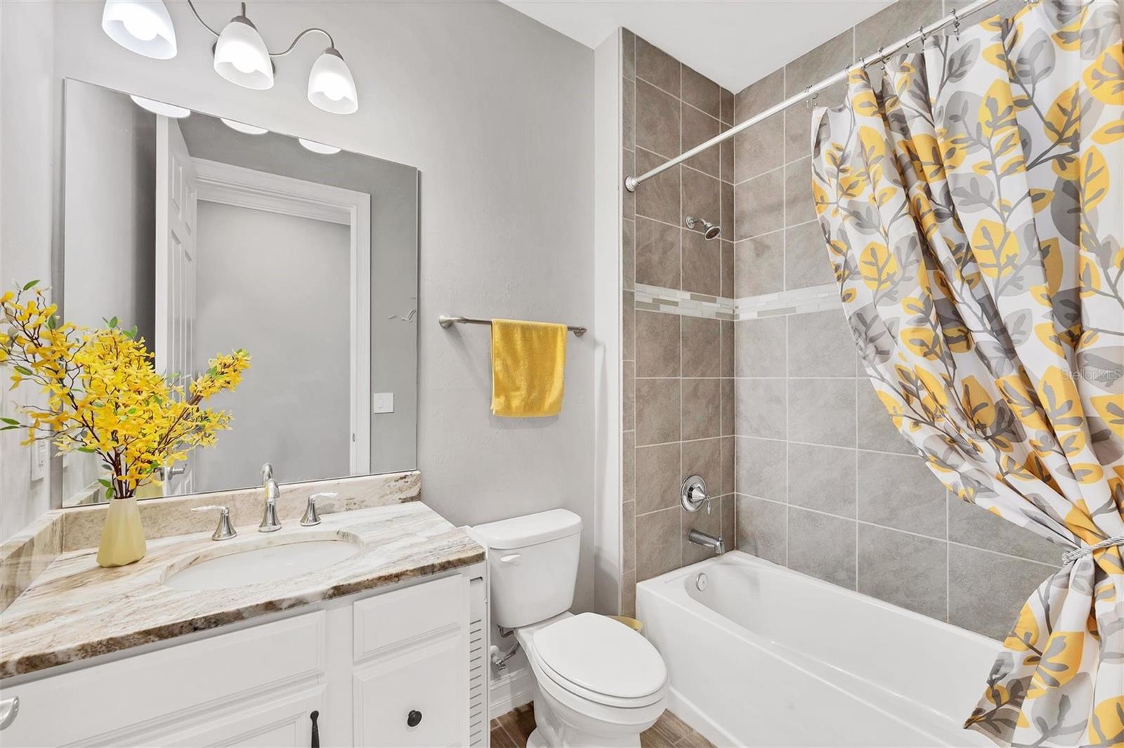 TOSCANA ISLES PH 5 UN 2 - Residential
