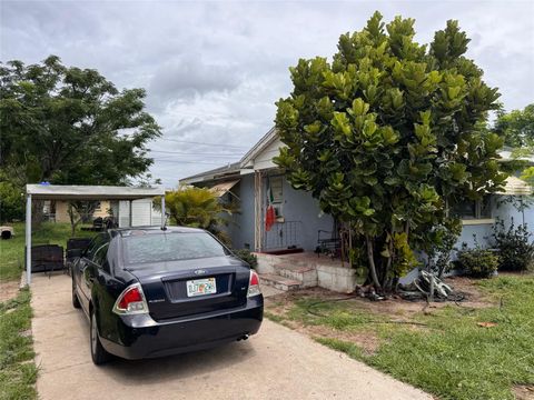 337 PEARL STREET LAKE WALES FL 33853