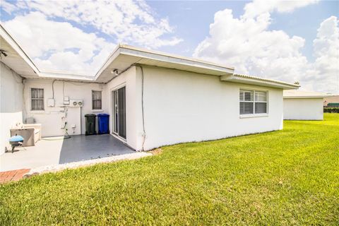 A home in LAKELAND