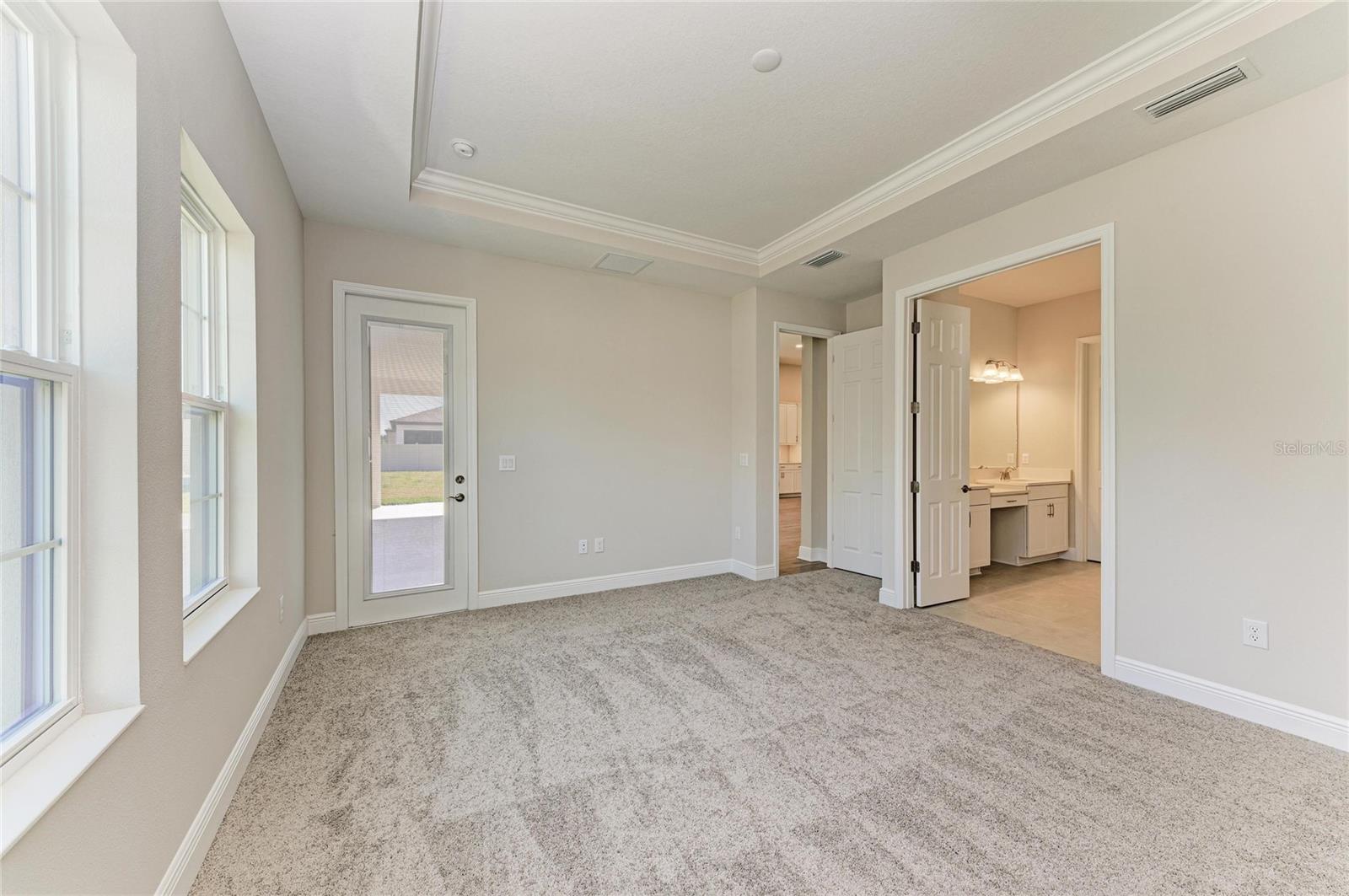 13076 HOMESTEAD LANE