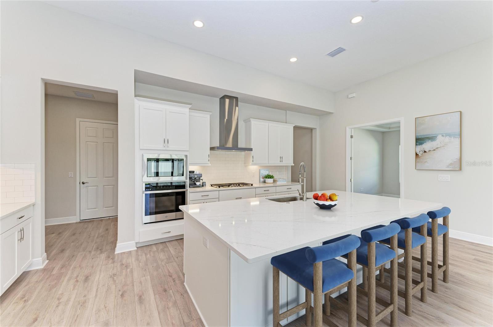 13076 HOMESTEAD LANE