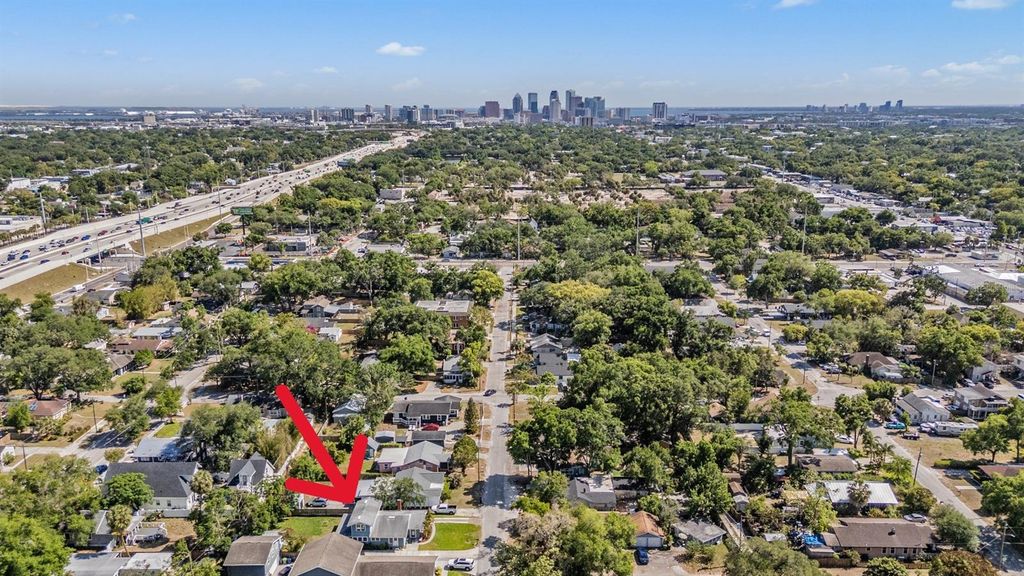 Photo of 4109 N Seminole Avenue, Tampa, FL 33603 (MLS # TB8500224)