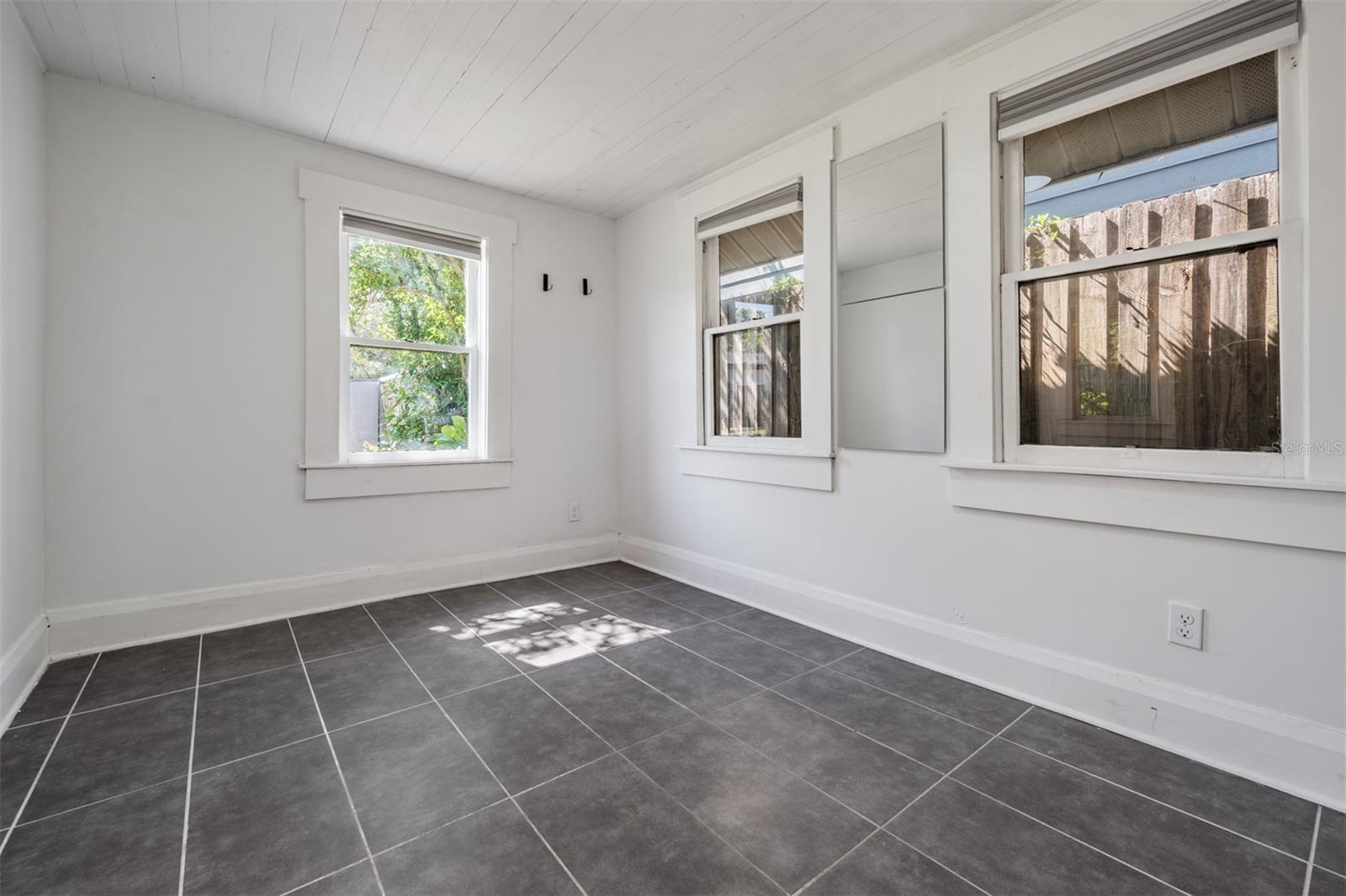 BEULAH - Residential