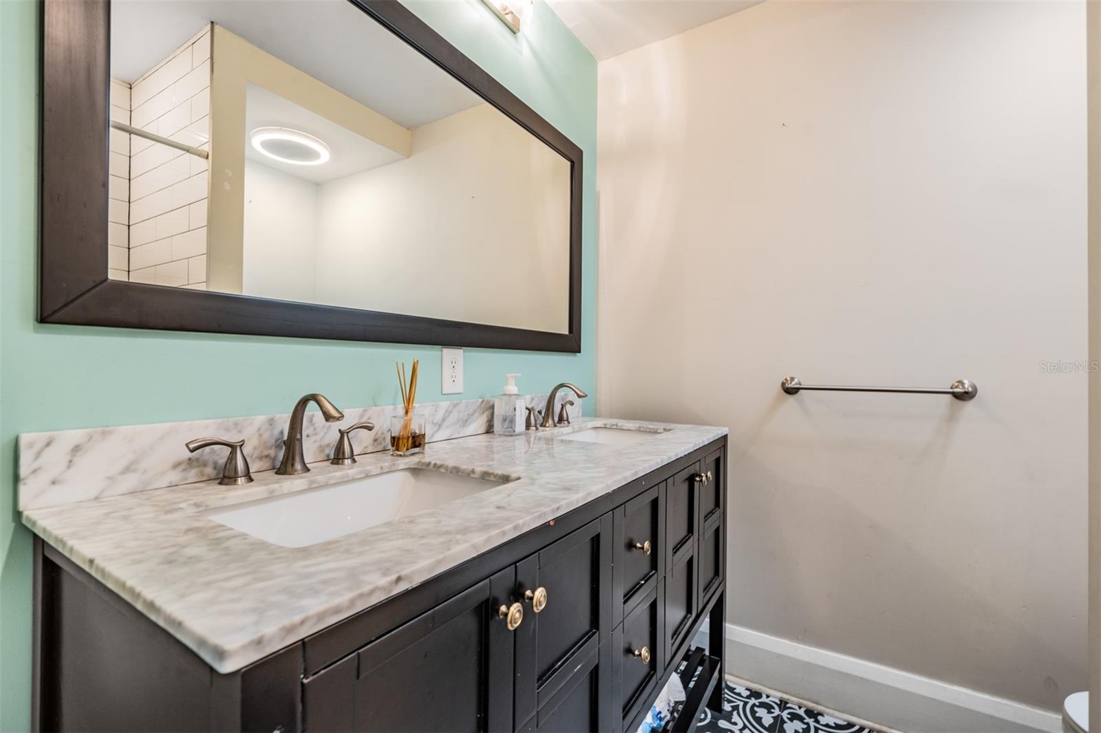 BEULAH - Residential