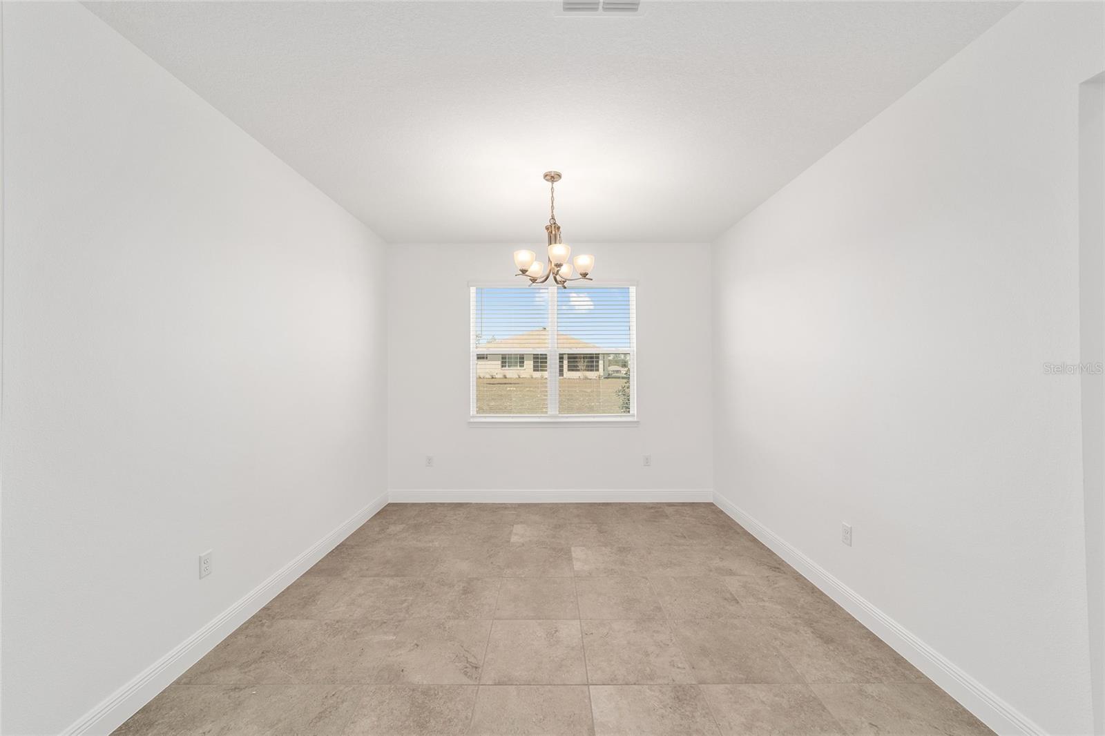 ON TOP OF THE WORLD - Residential