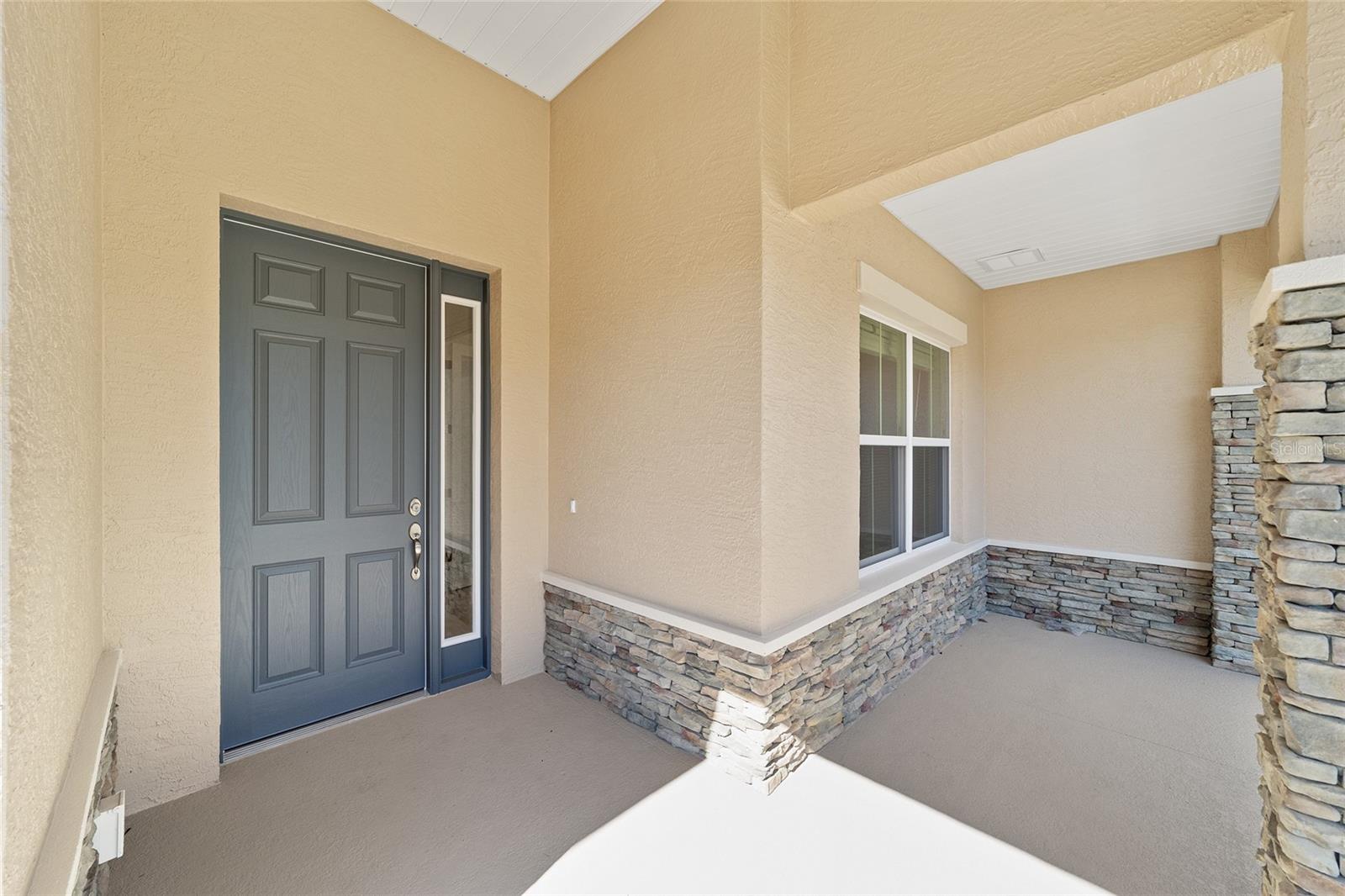 ON TOP OF THE WORLD - Residential