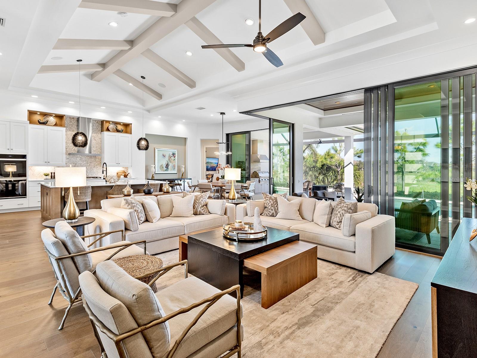 LAKEHOUSE COVE AT WATERSIDE IN LAKEWOOD RANCH - Residential
