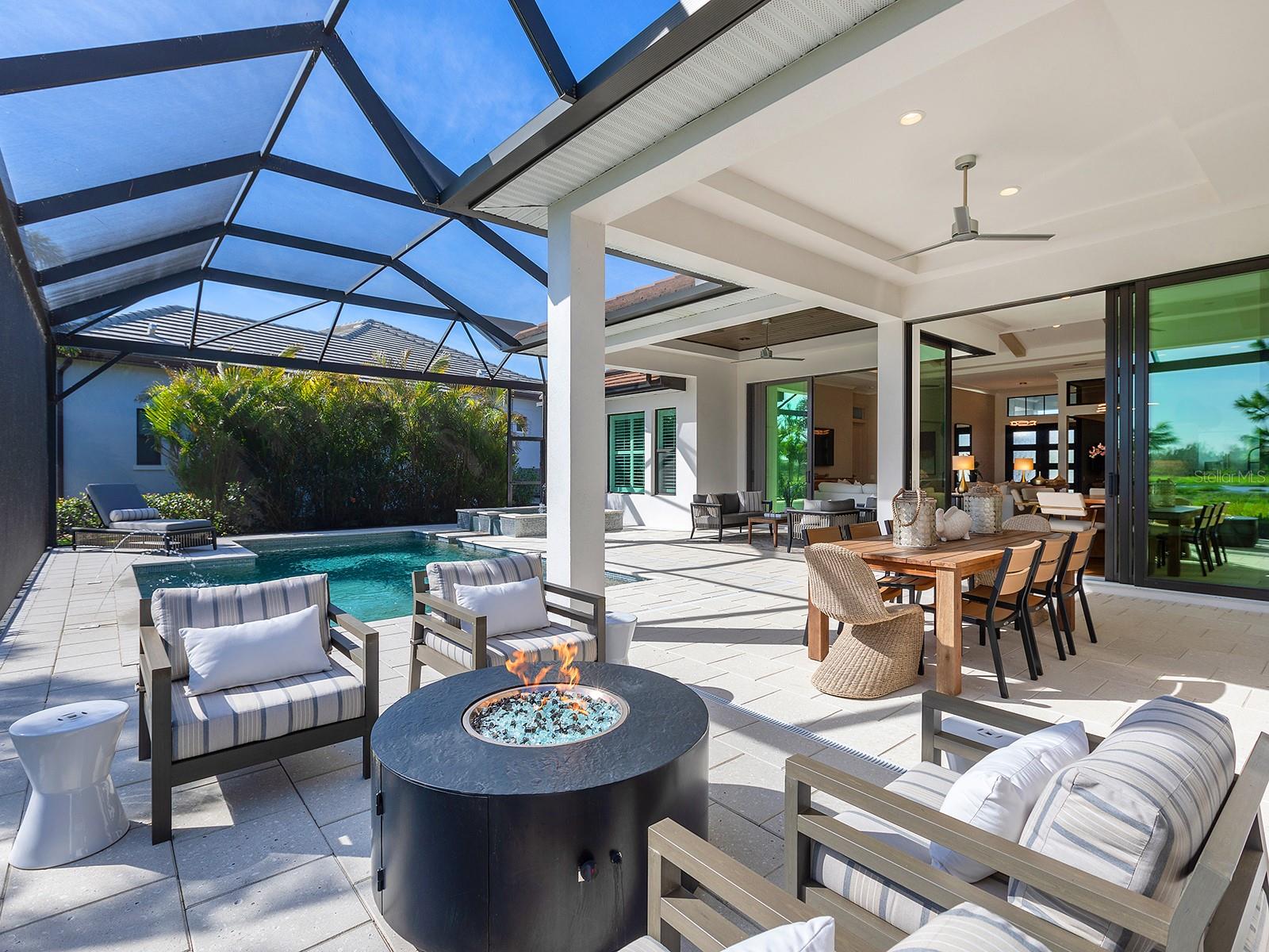 LAKEHOUSE COVE AT WATERSIDE IN LAKEWOOD RANCH - Residential