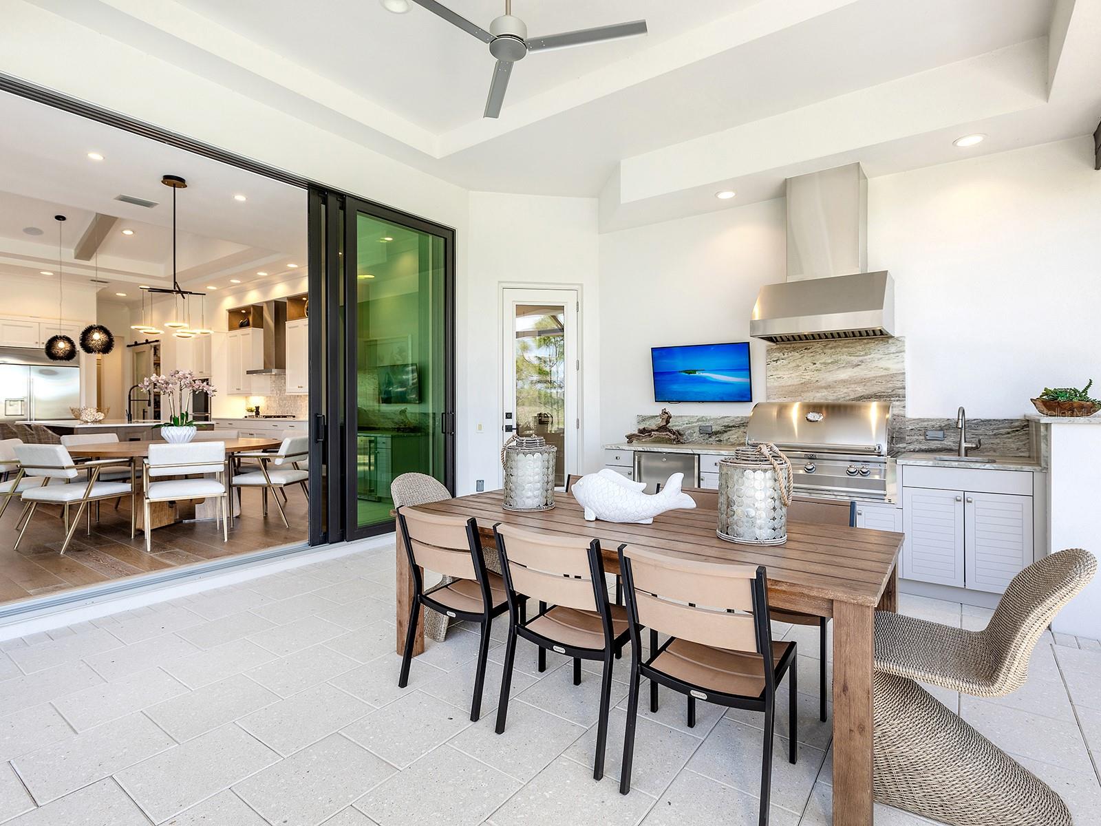 LAKEHOUSE COVE AT WATERSIDE IN LAKEWOOD RANCH - Residential