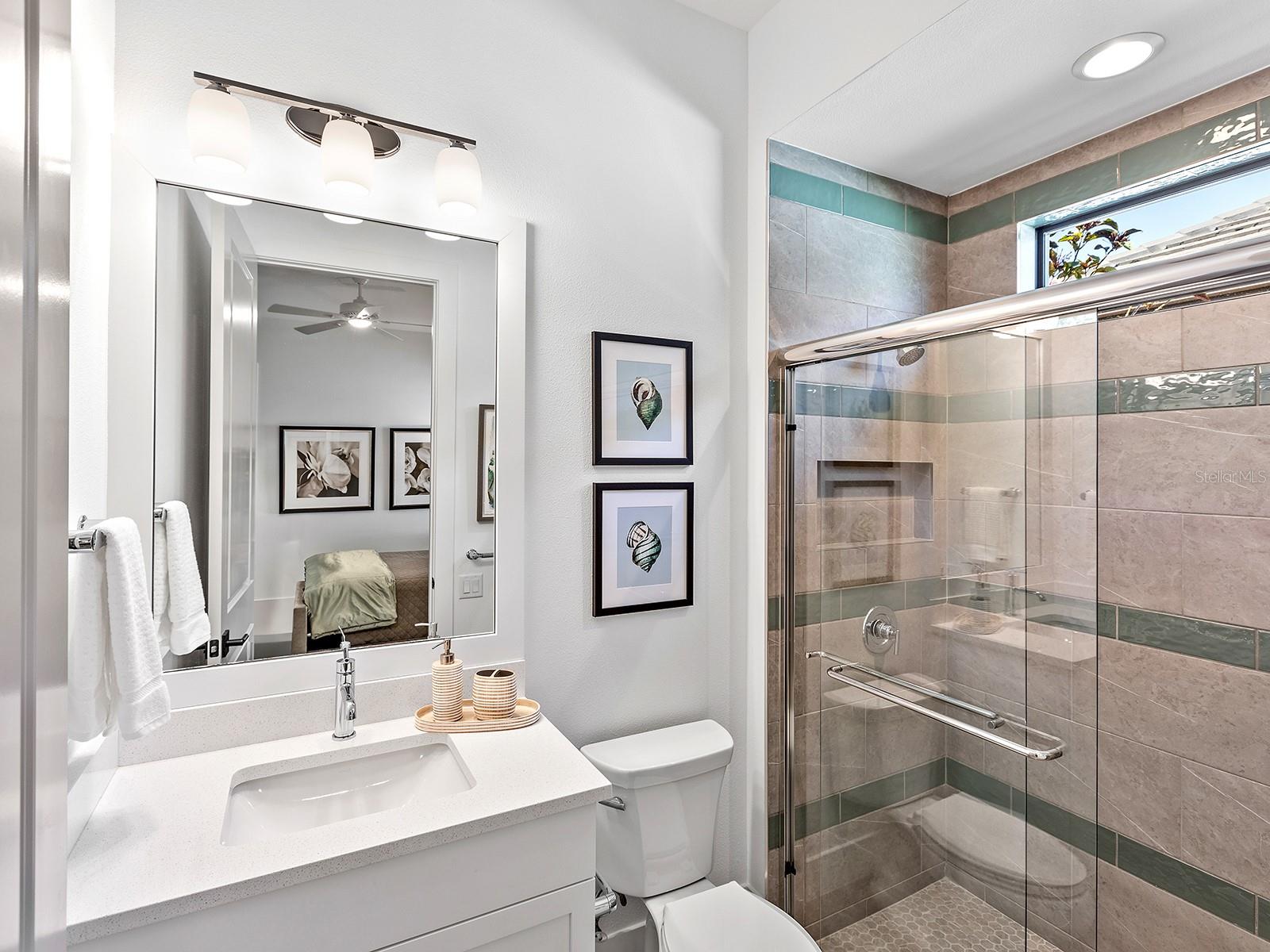 LAKEHOUSE COVE AT WATERSIDE IN LAKEWOOD RANCH - Residential