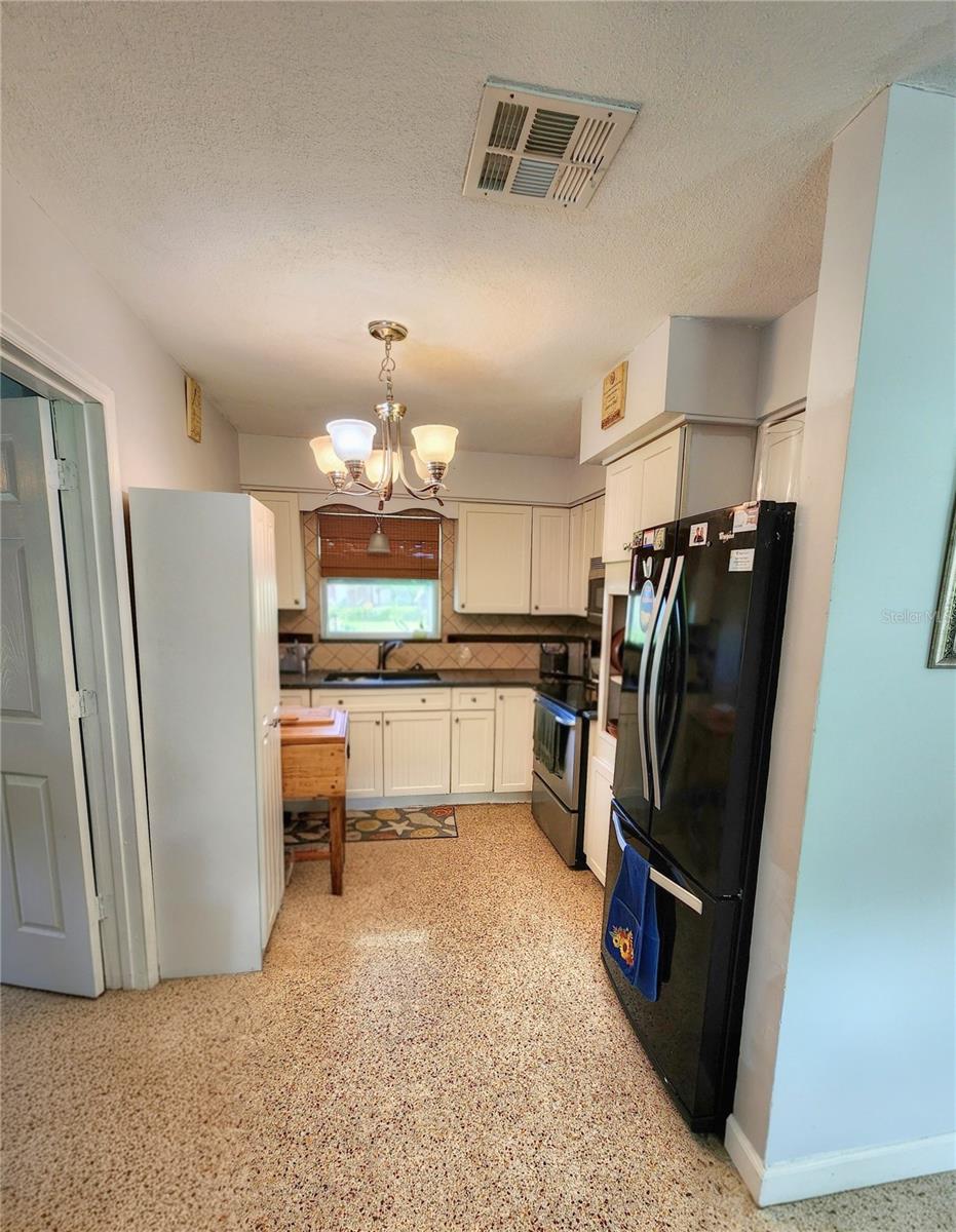 SHERATON SHORES - Residential Lease