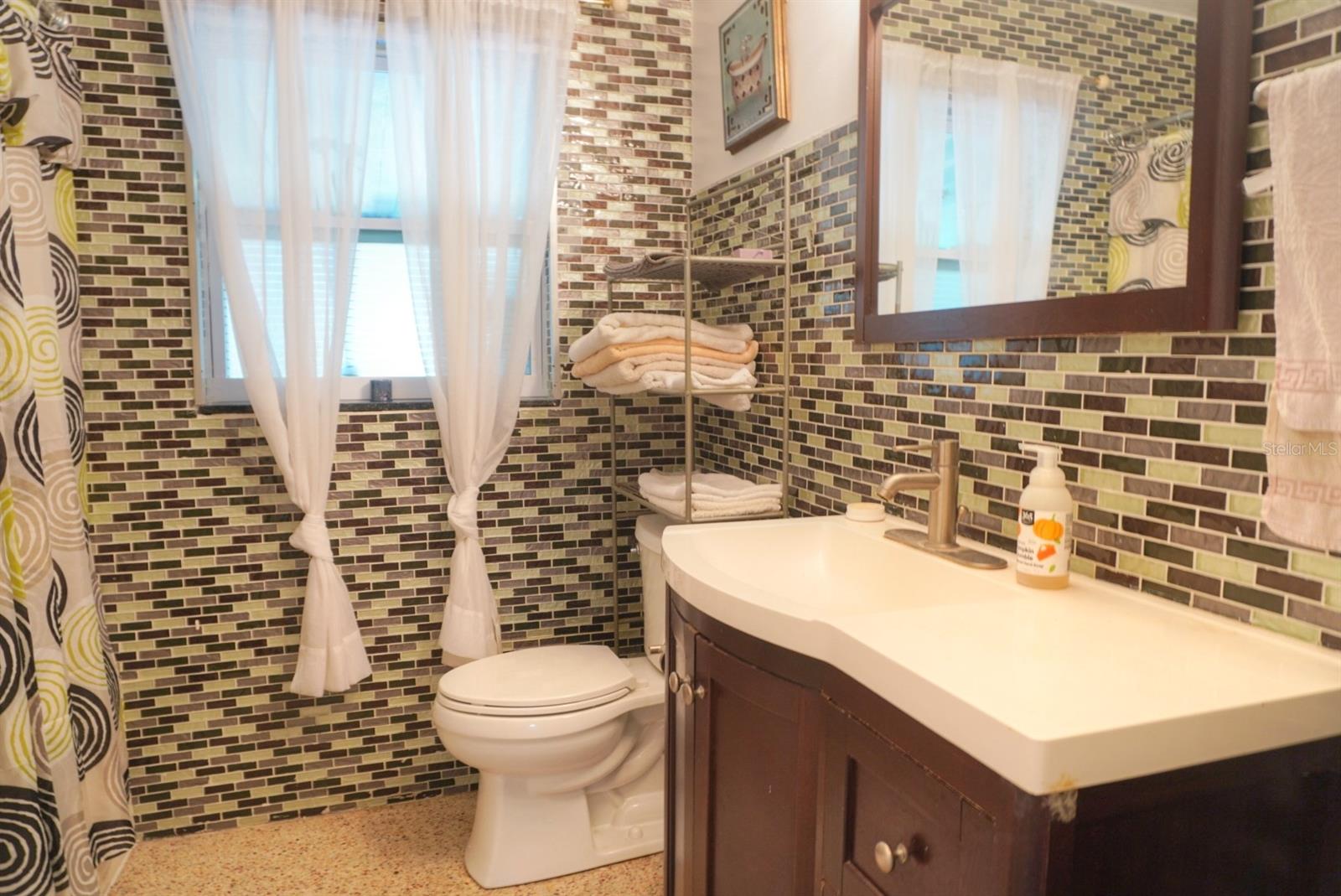 SHERATON SHORES - Residential Lease