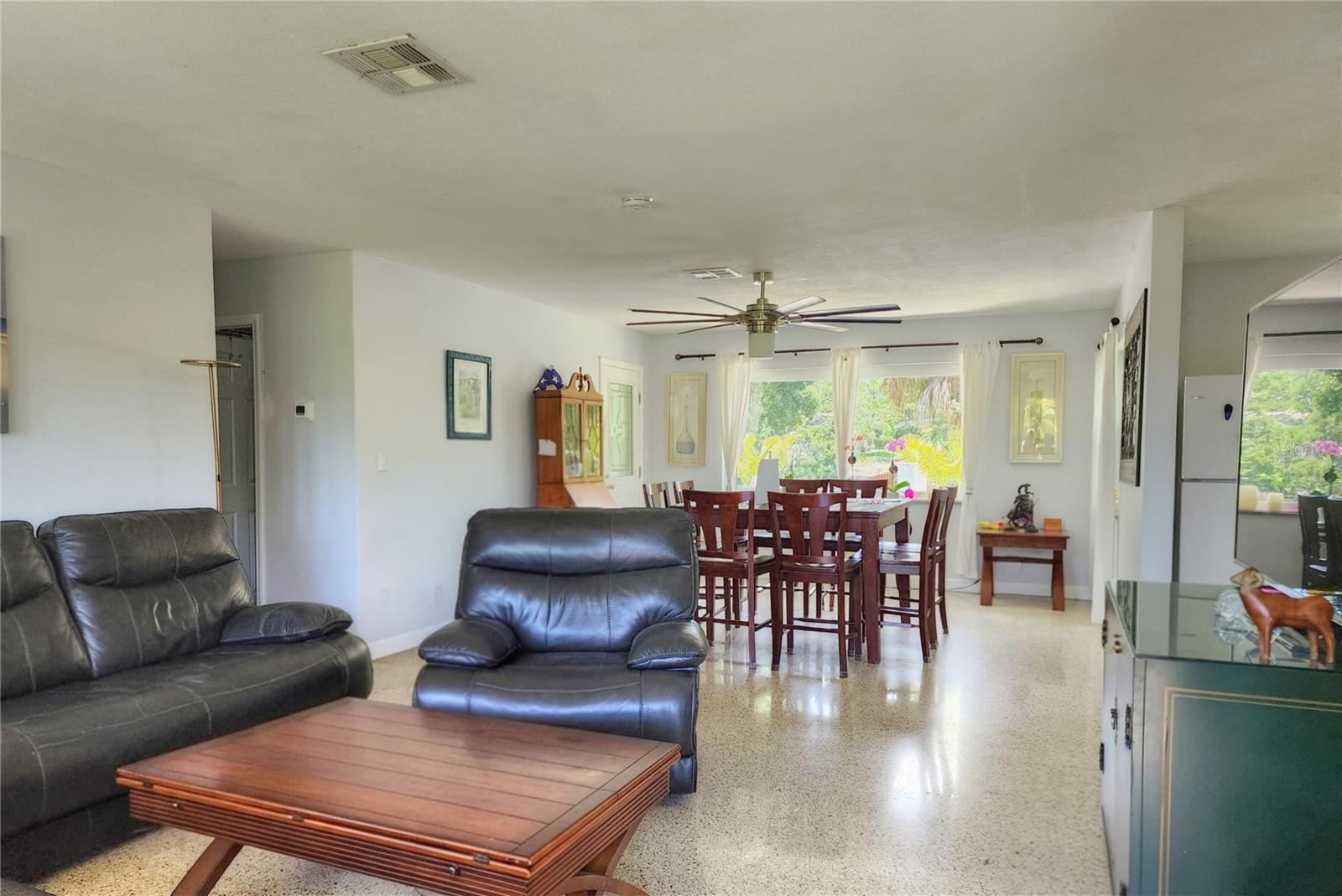 SHERATON SHORES - Residential Lease