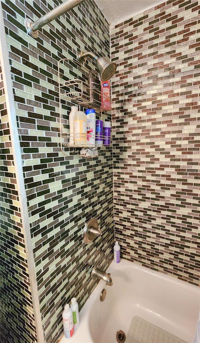 SHERATON SHORES - Residential Lease