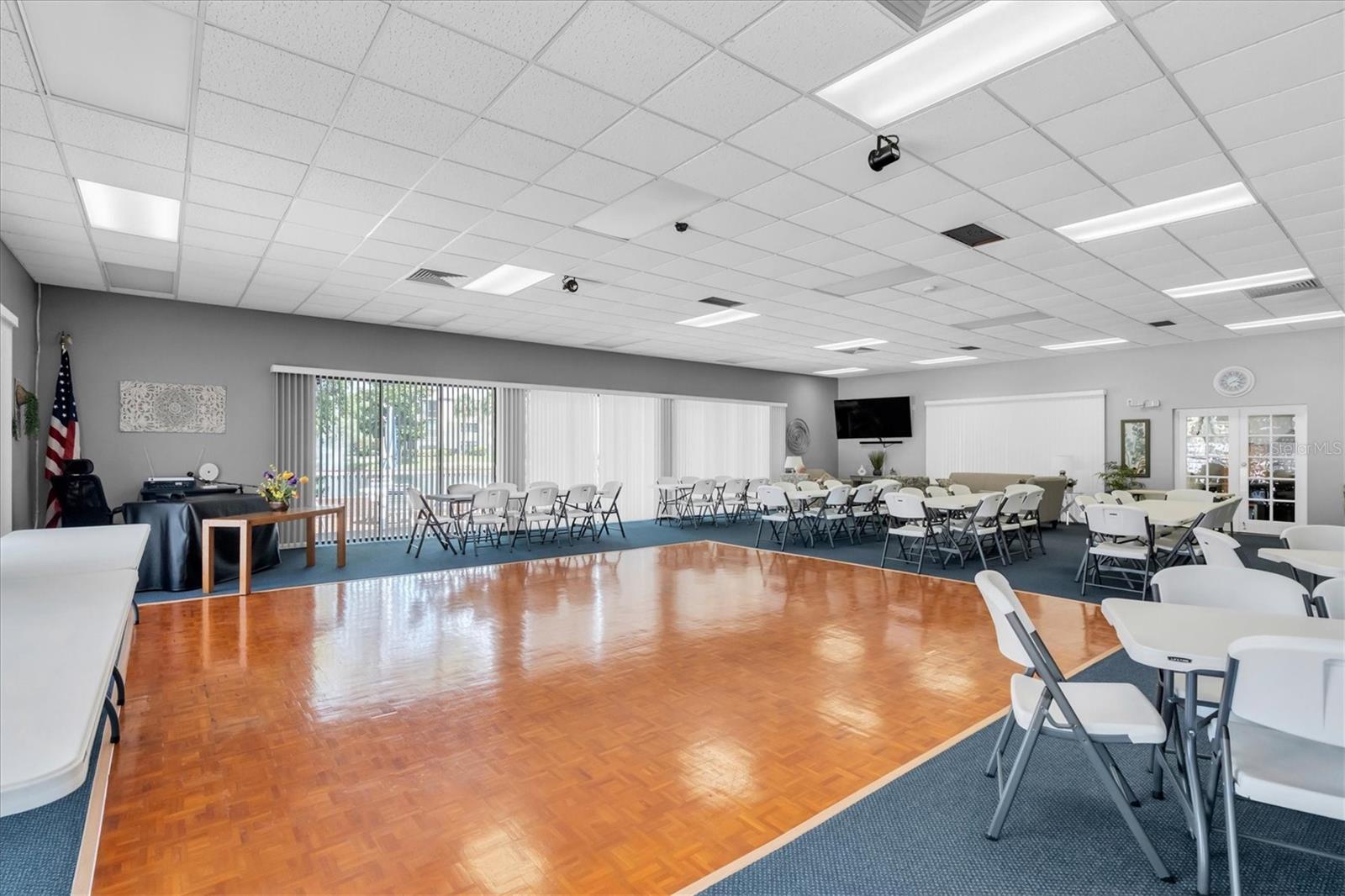 LAKEVIEW OF LARGO SOUTH CONDO - Residential