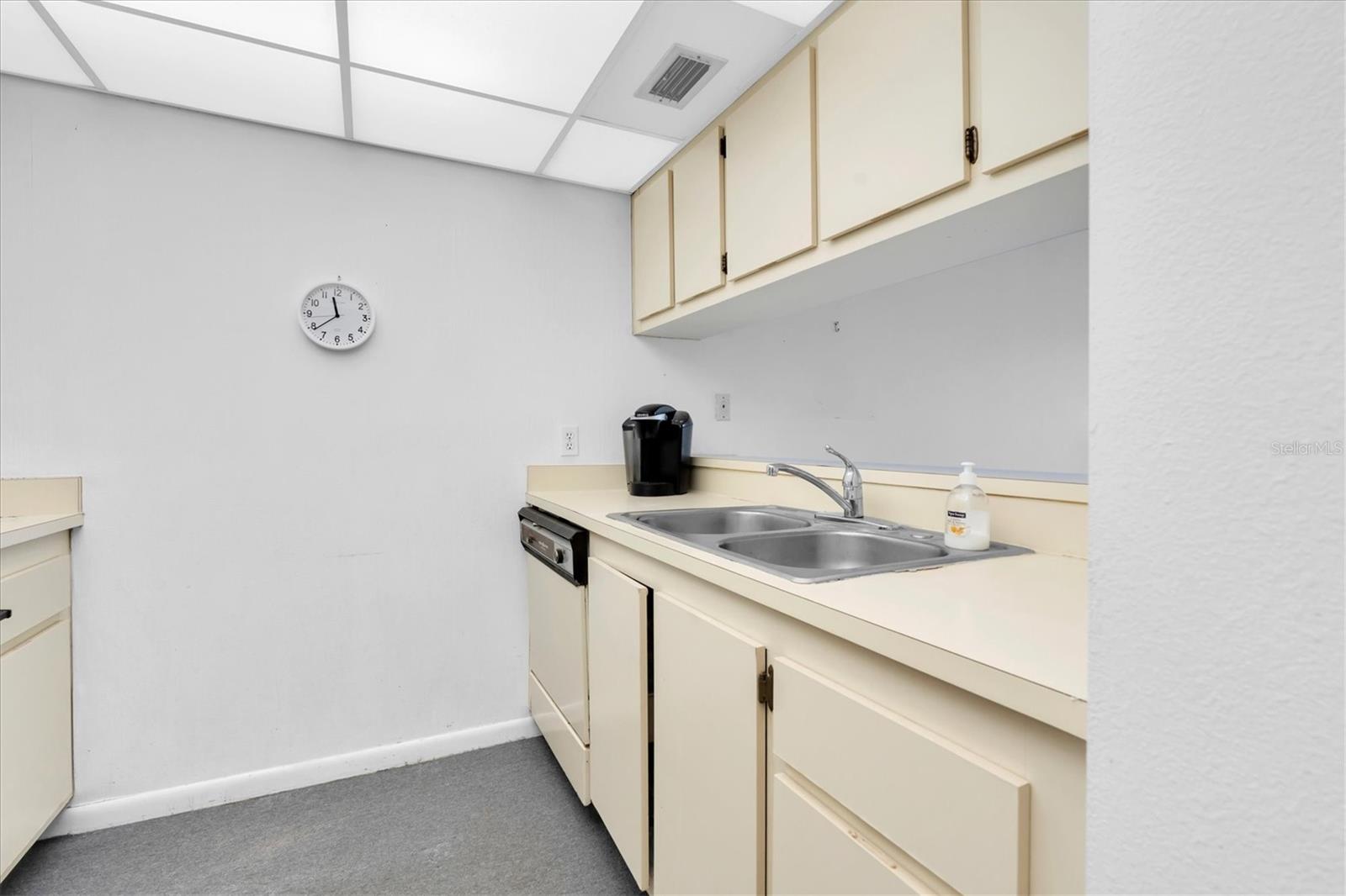 LAKEVIEW OF LARGO SOUTH CONDO - Residential