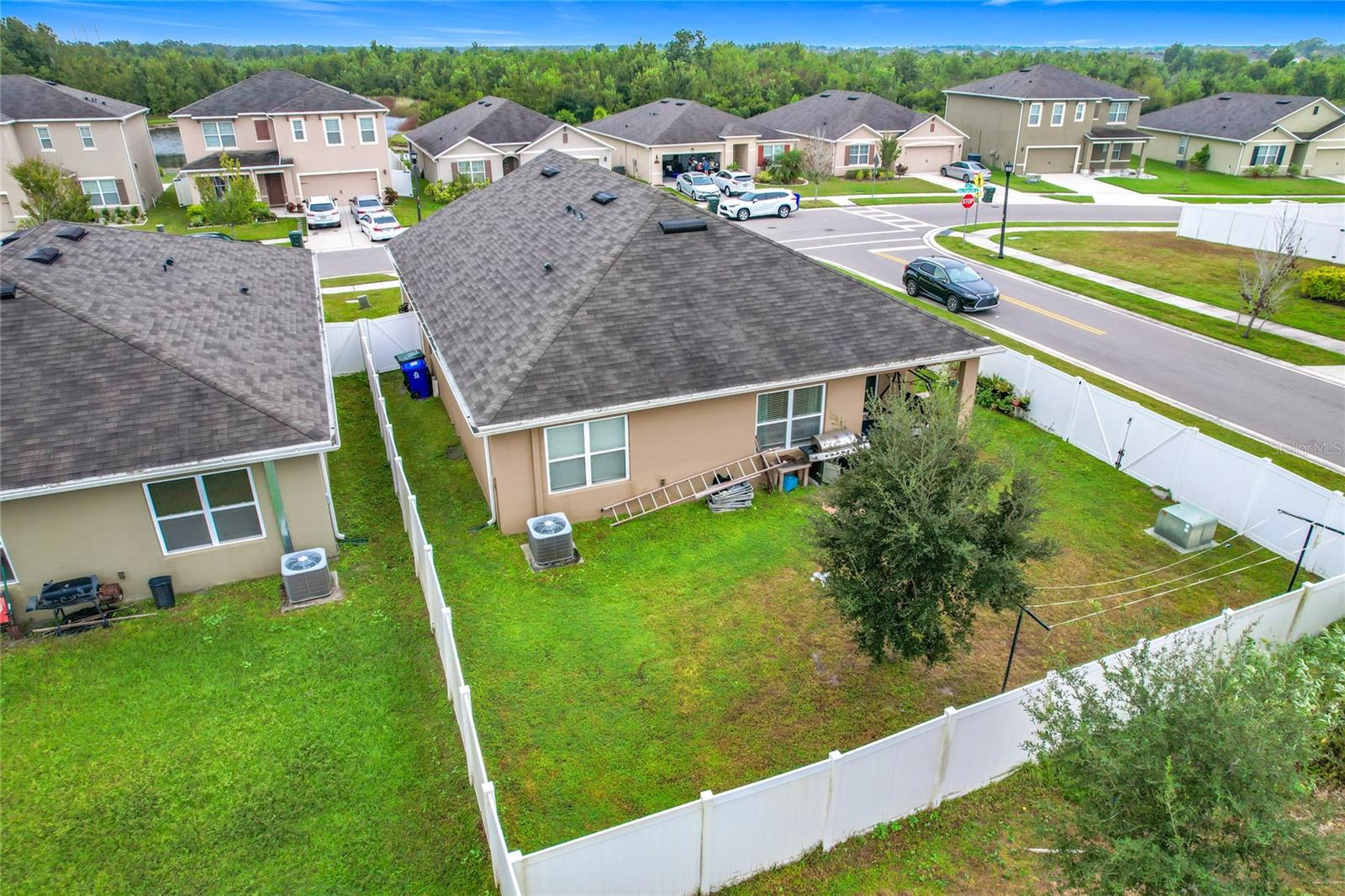 LAKES AT LAUREL HIGHLANDS PHASE 1E - Residential