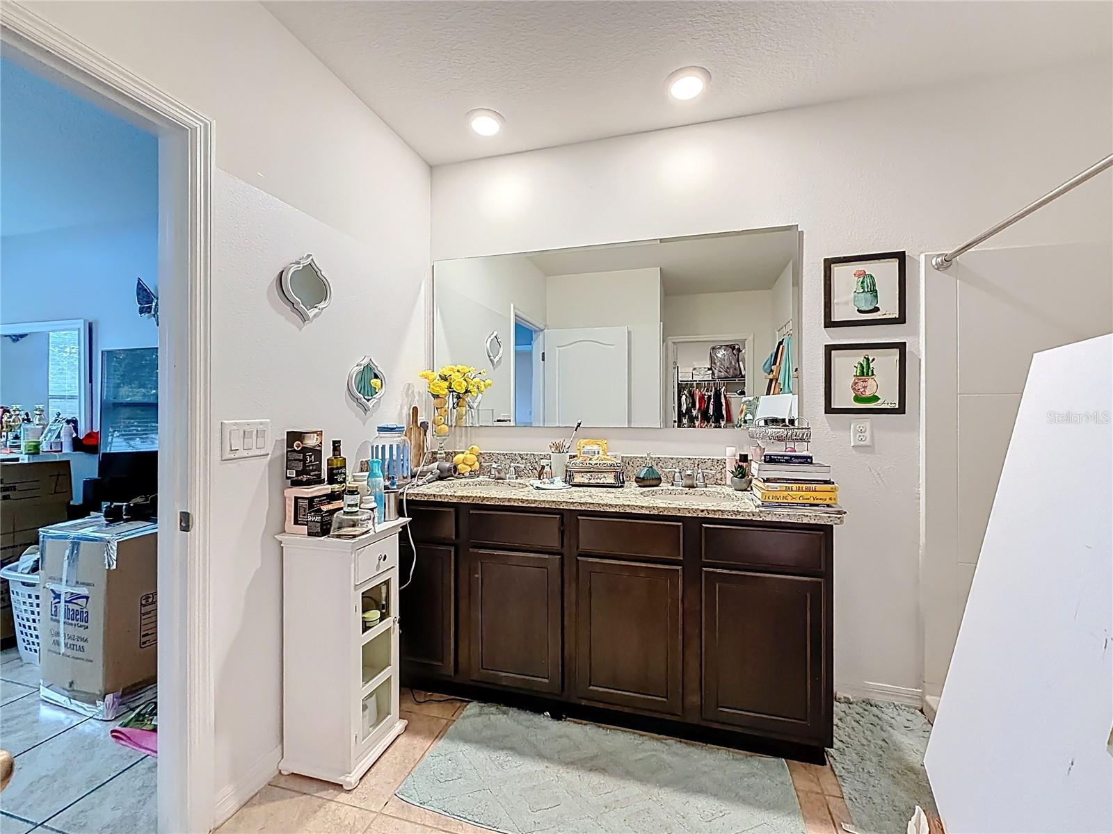 LAKES AT LAUREL HIGHLANDS PHASE 1E - Residential