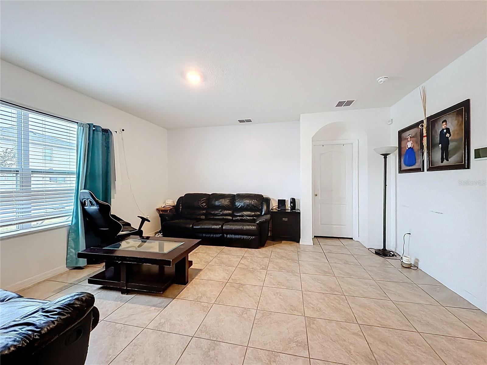 LAKES AT LAUREL HIGHLANDS PHASE 1E - Residential