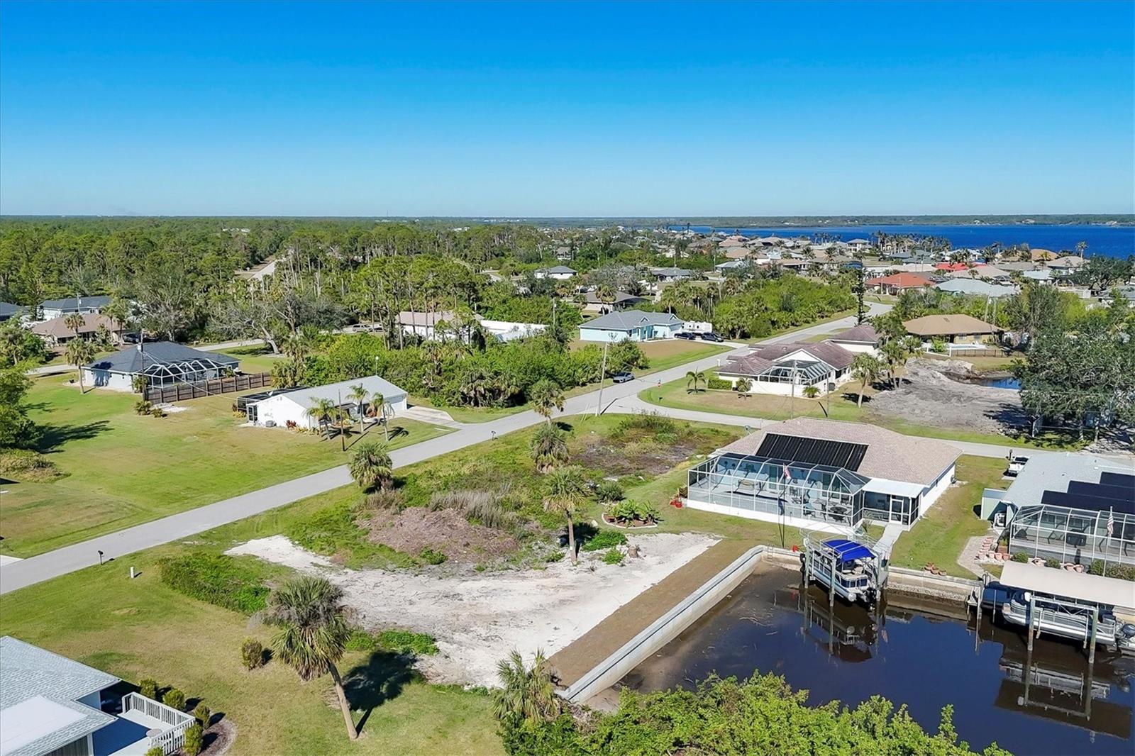 PORT CHARLOTTE SEC 060 - Land