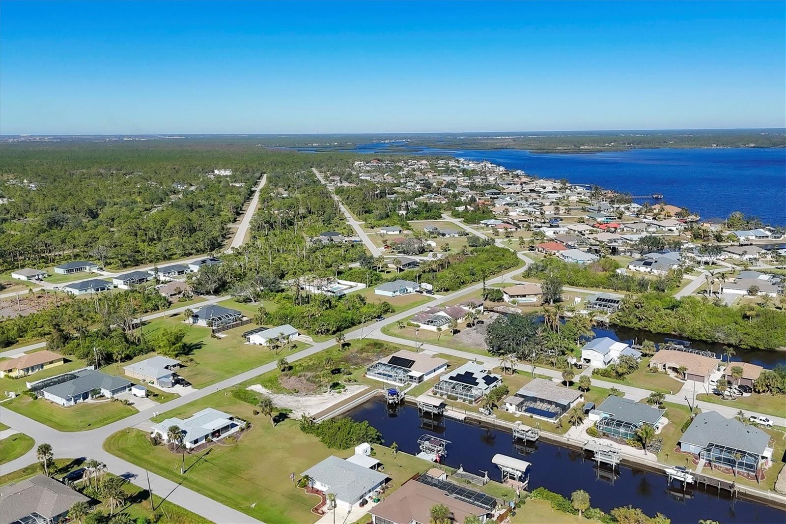 PORT CHARLOTTE SEC 060 - Land