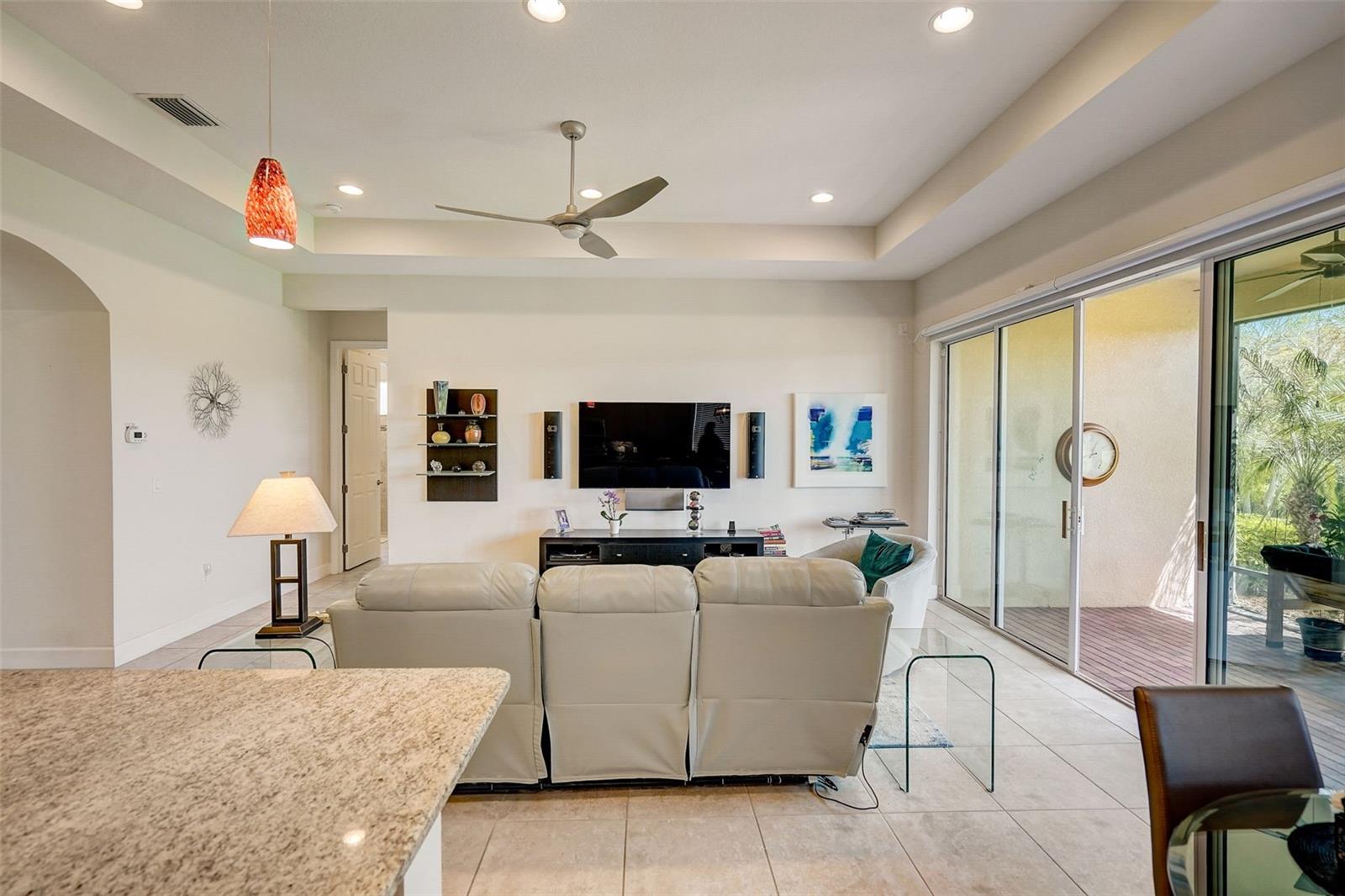 SUN CITY CENTER UNIT 274 & 2 - Residential