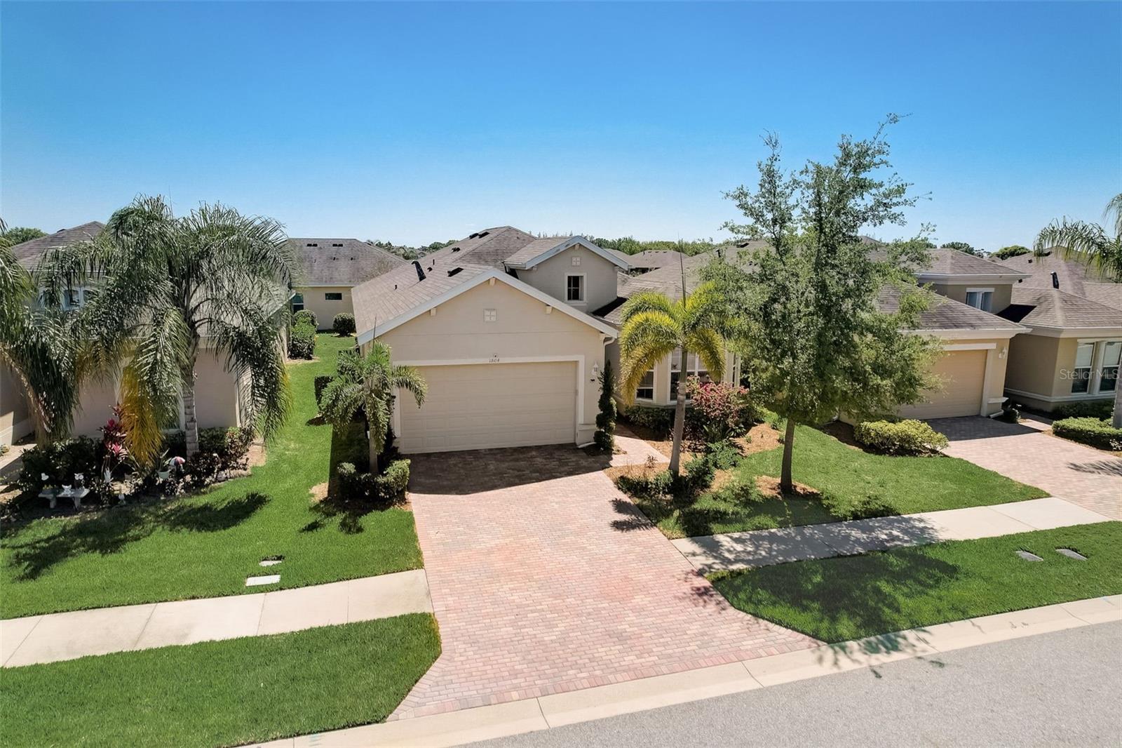 SUN CITY CENTER UNIT 274 & 2 - Residential