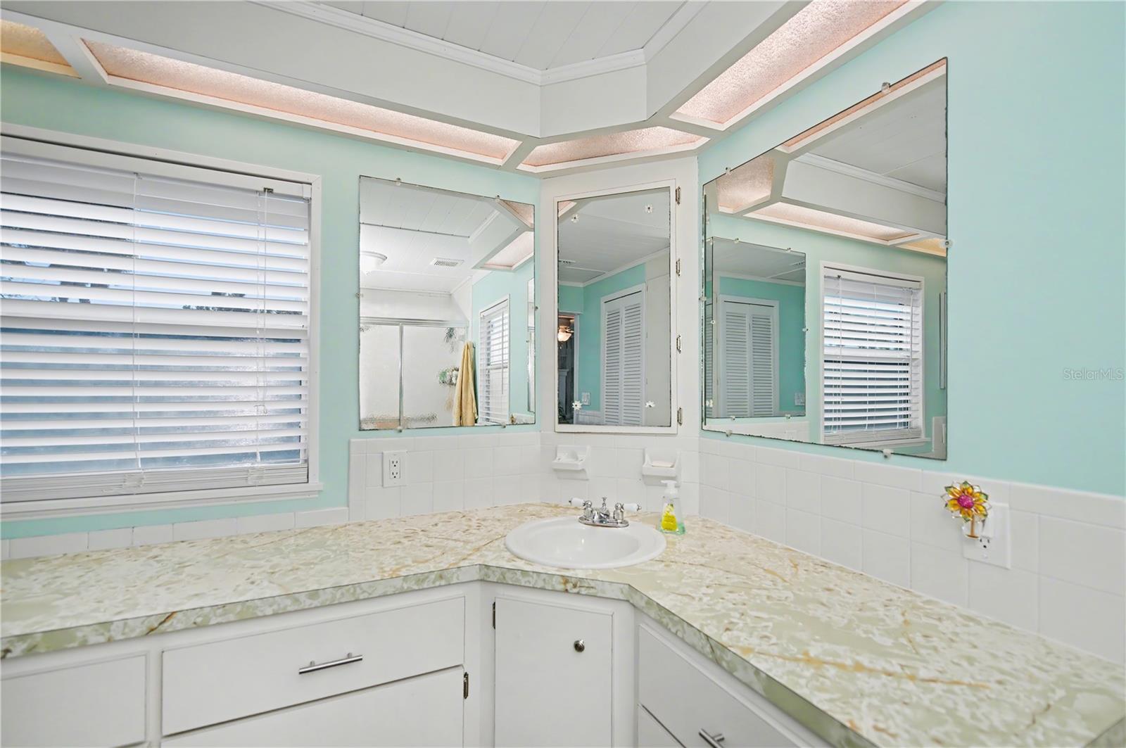 SANDALHAVEN - Residential