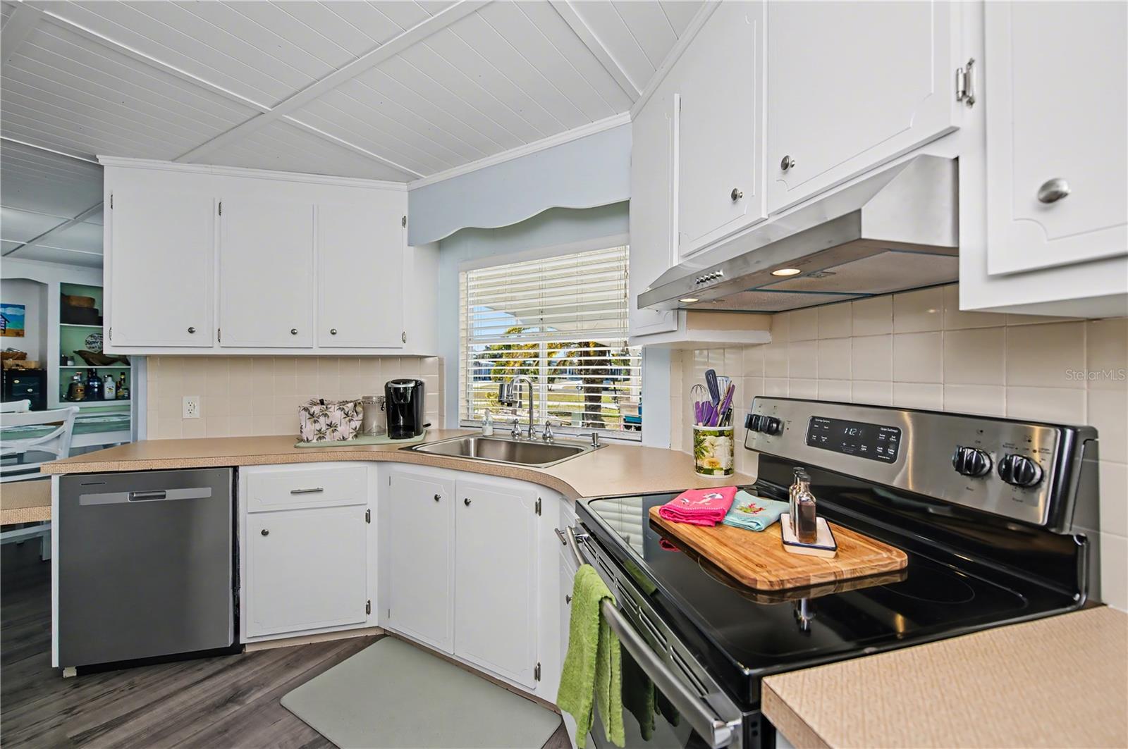 SANDALHAVEN - Residential