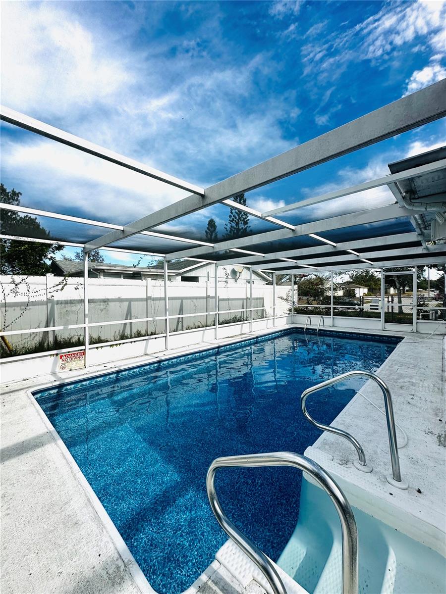 HILLANDALE - Residential