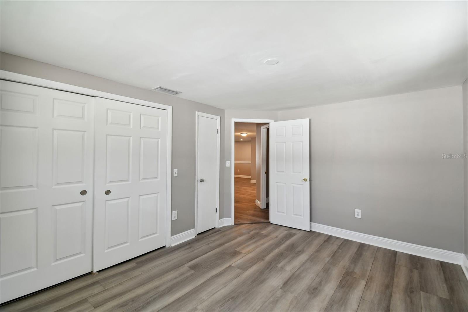 HILLANDALE - Residential